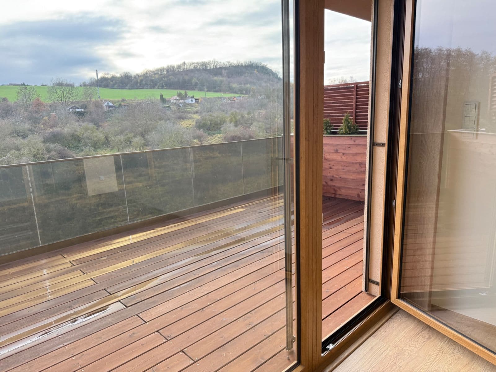 Pronájem bytu 2+kk 50 m², Lázeňská, Slaný, Středočeský kraj Pronájem bytu 2+kk 50 m², Lázeňská, Slaný, Středočeský kraj