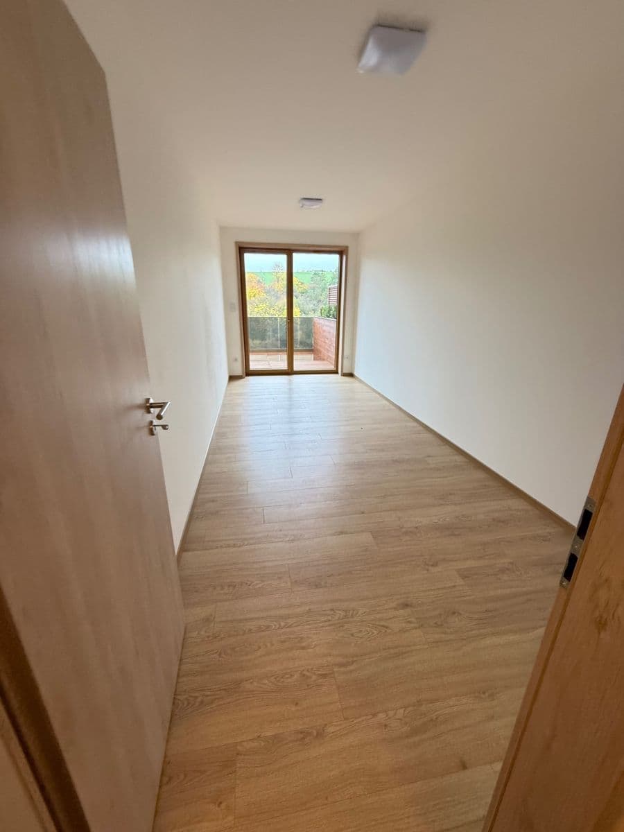 Pronájem bytu 2+kk 50 m², Lázeňská, Slaný, Středočeský kraj Pronájem bytu 2+kk 50 m², Lázeňská, Slaný, Středočeský kraj
