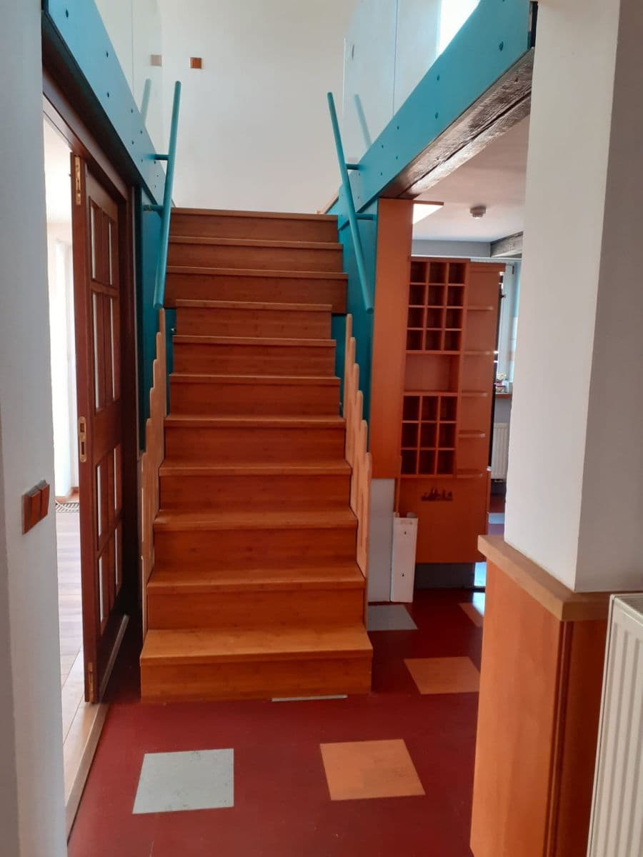 Pronájem bytu 5+1 160 m², 28. pluku, Praha, Praha Pronájem bytu 5+1 160 m², 28. pluku, Praha, Praha