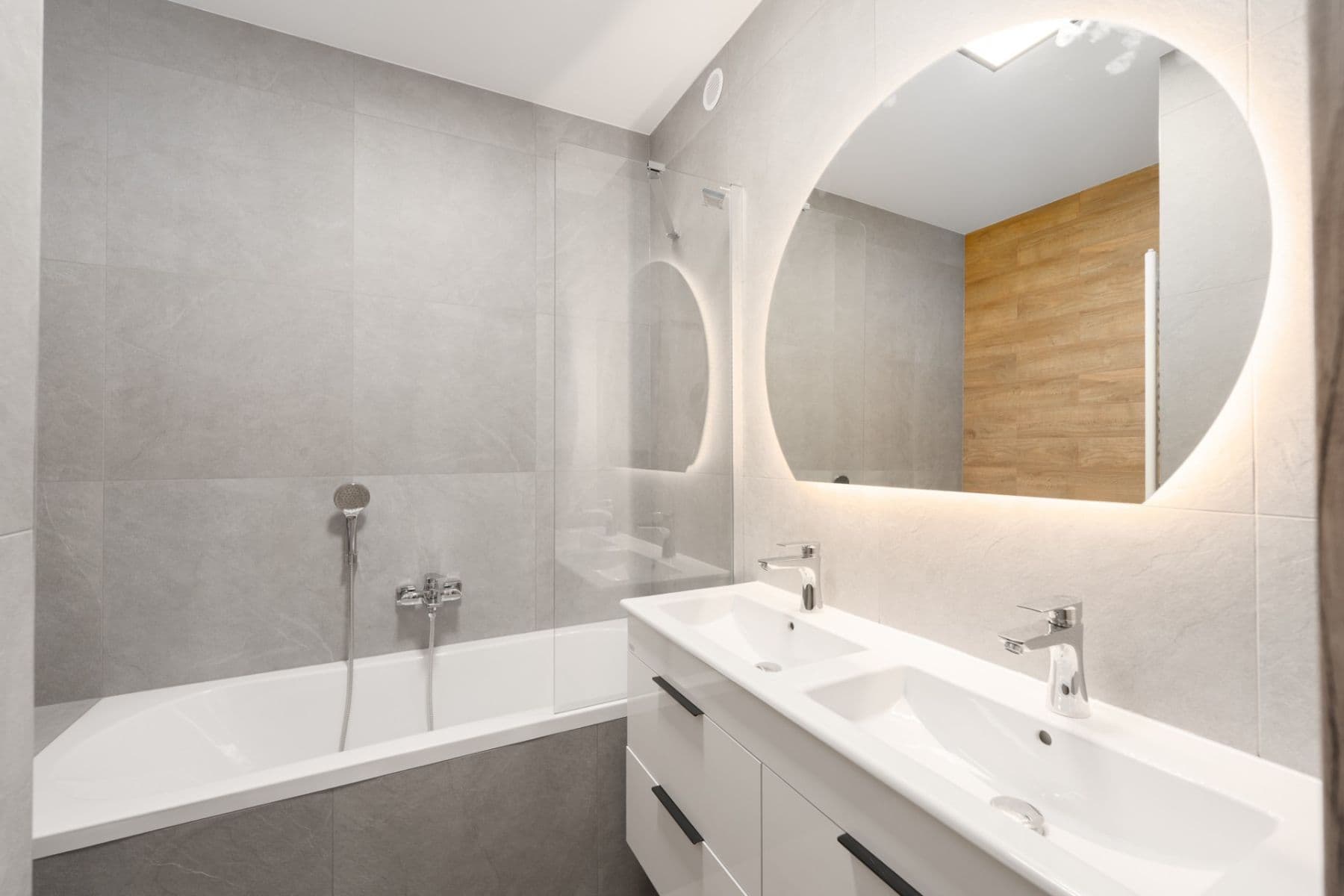 Prodej bytu 3+1 70 m², Masarykova, Luhačovice, Zlínský kraj Prodej bytu 3+1 70 m², Masarykova, Luhačovice, Zlínský kraj