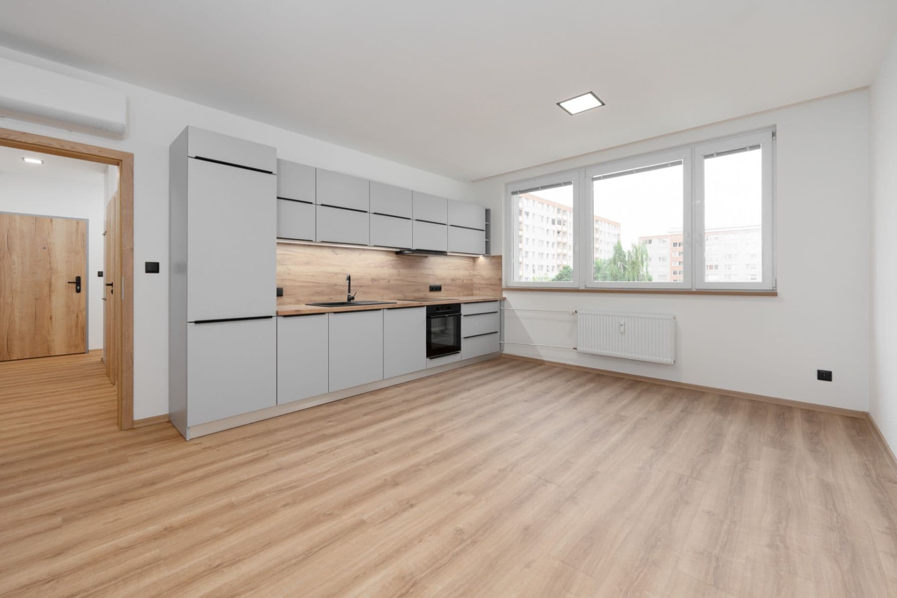 Prodej bytu 3+1 70 m², Masarykova, Luhačovice, Zlínský kraj Prodej bytu 3+1 70 m², Masarykova, Luhačovice, Zlínský kraj