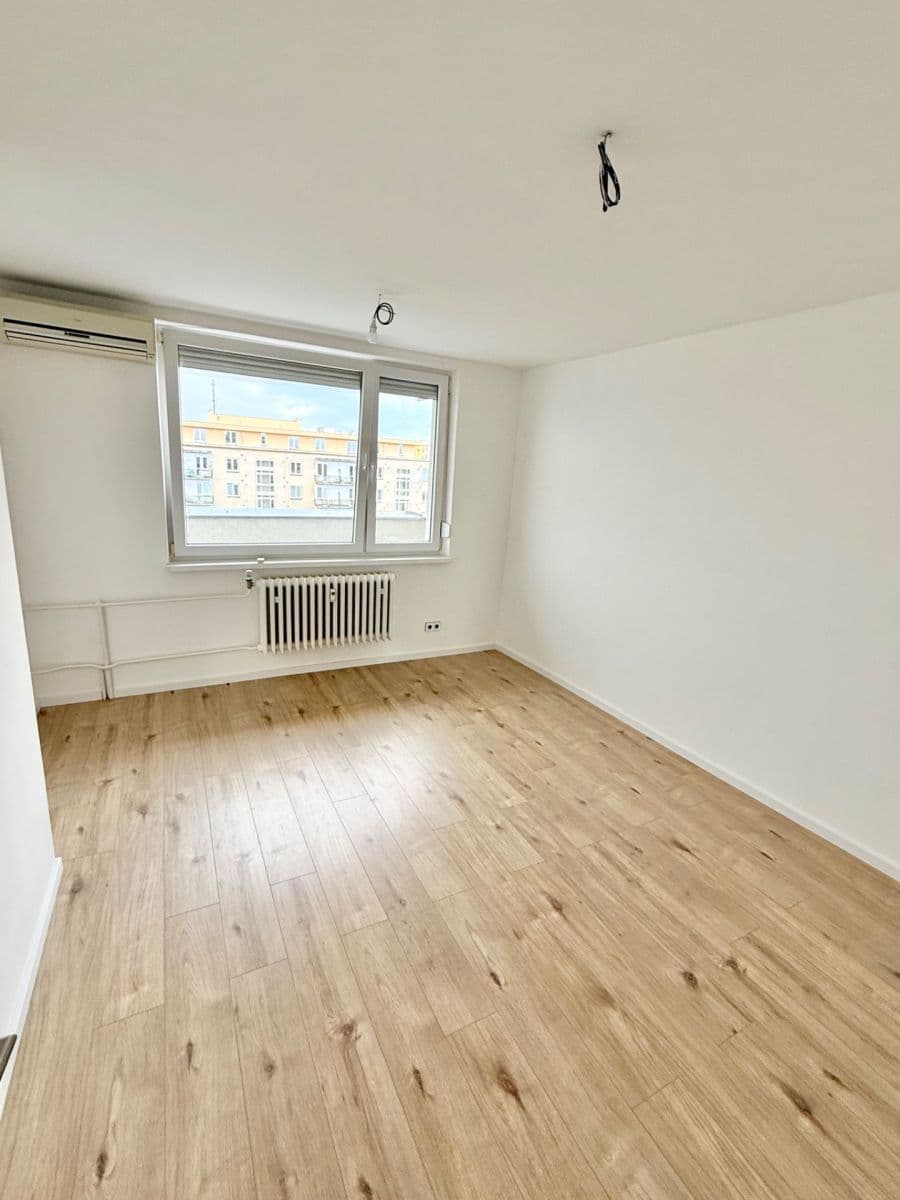Prodej bytu 3+1 84 m², Šumperská, Praha, Praha Prodej bytu 3+1 84 m², Šumperská, Praha, Praha