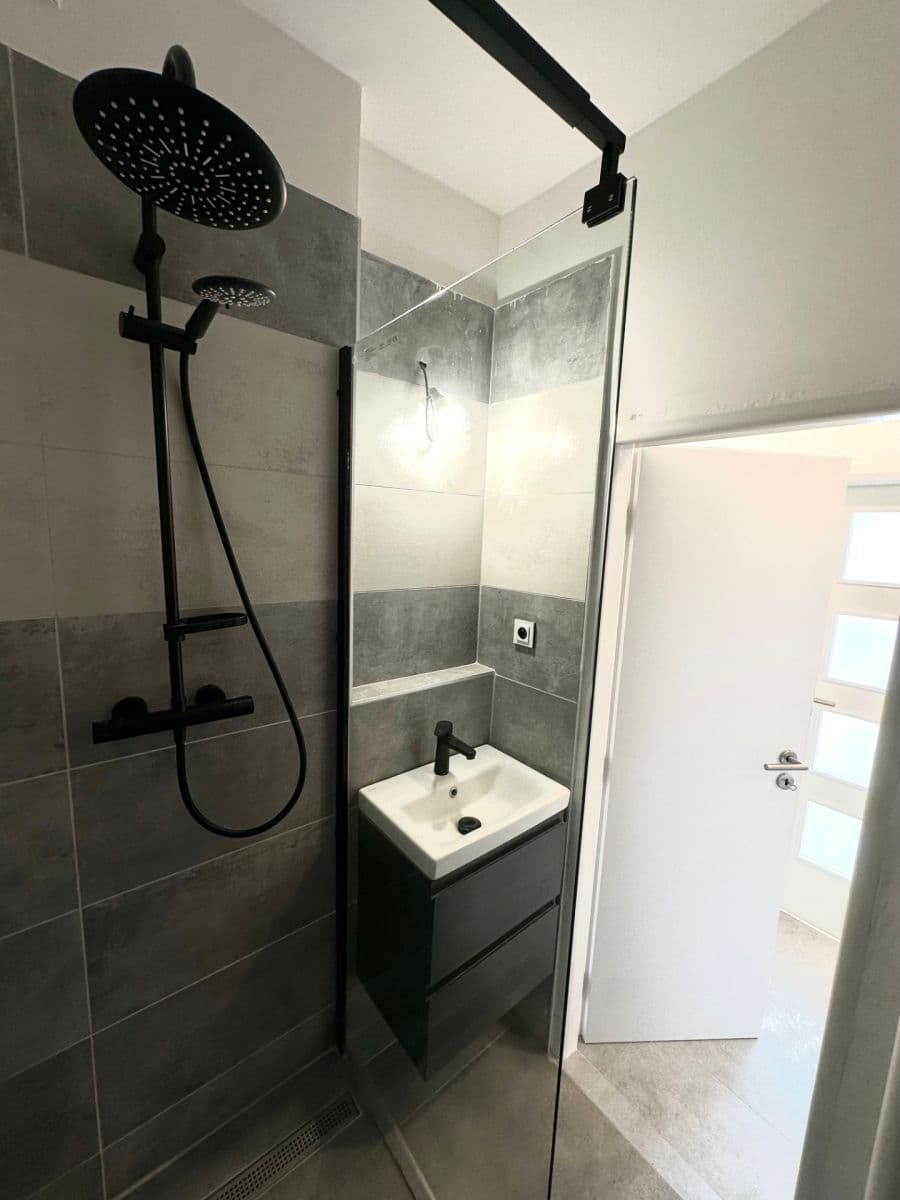Prodej bytu 3+1 84 m², Šumperská, Praha, Praha Prodej bytu 3+1 84 m², Šumperská, Praha, Praha