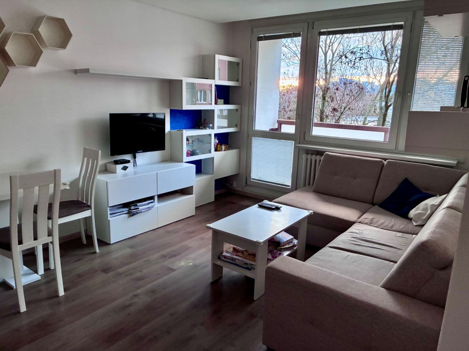Pronájem bytu 3+kk 60 m², Hlavatého, Praha, Praha Pronájem bytu 3+kk 60 m², Hlavatého, Praha, Praha