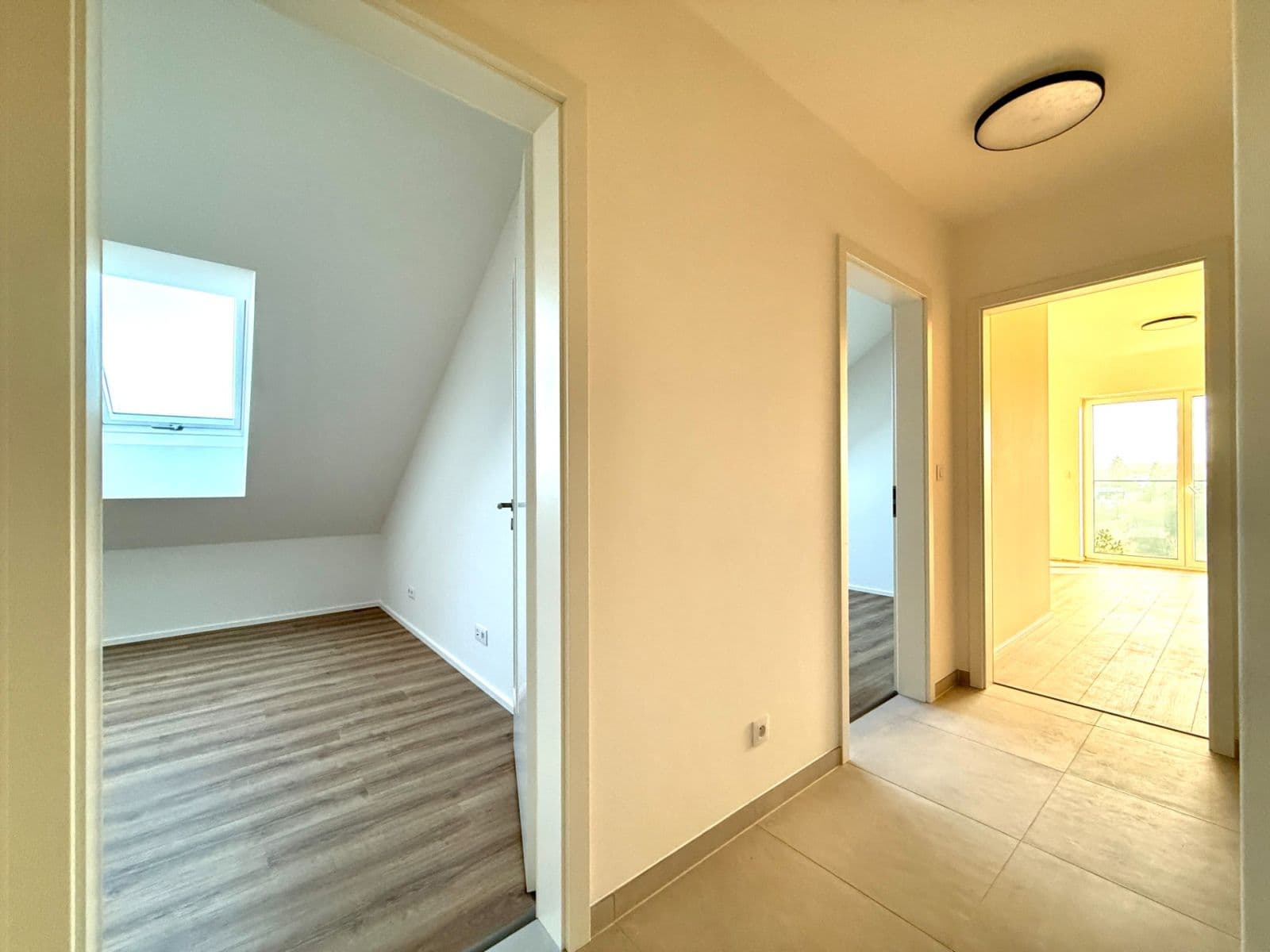 Pronájem bytu 3+kk 58 m², Rýznerova, Únětice, Středočeský kraj Pronájem bytu 3+kk 58 m², Rýznerova, Únětice, Středočeský kraj
