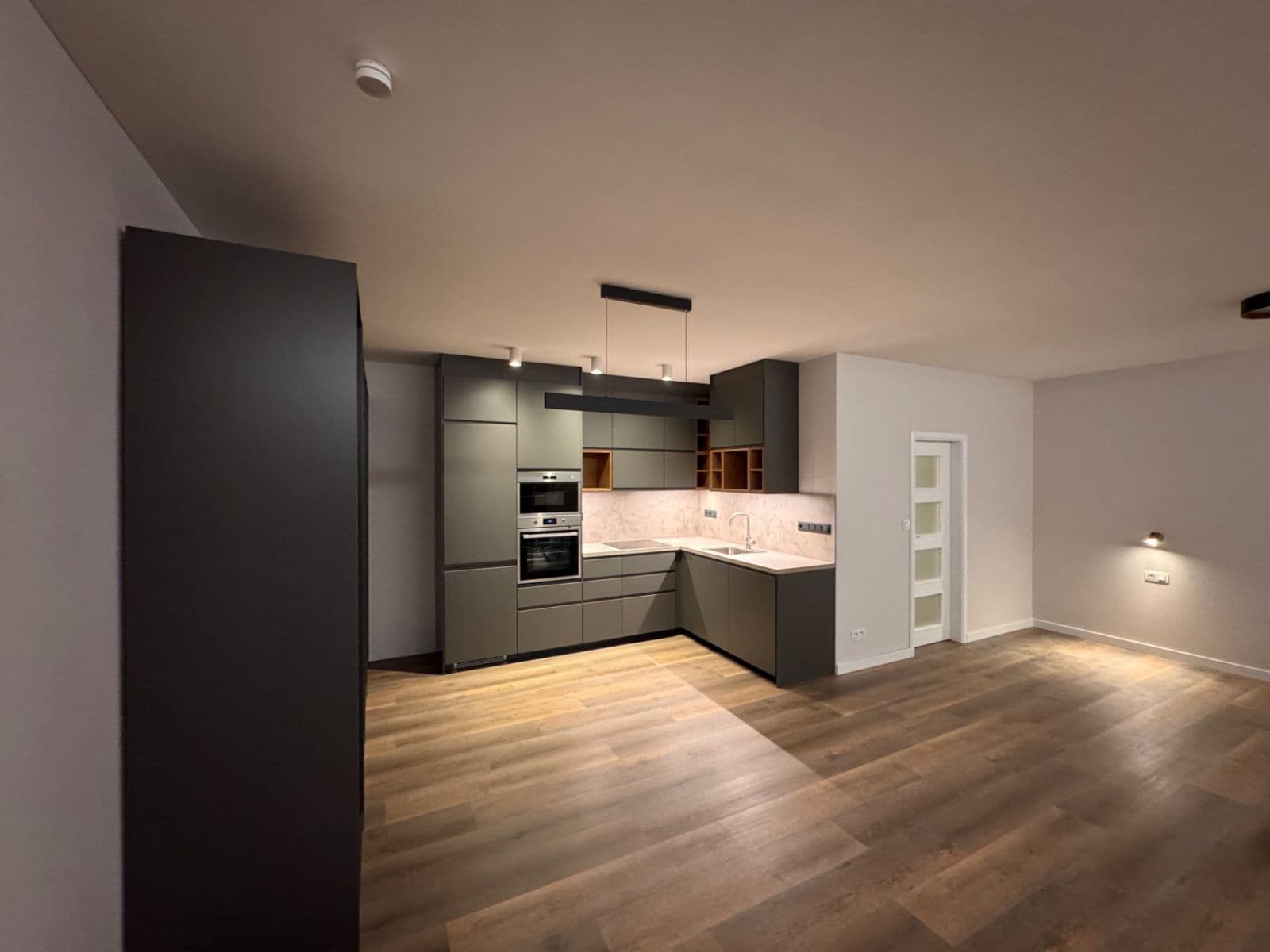 Pronájem bytu 1+kk 50 m², Na Bělidle, Praha, Praha Pronájem bytu 1+kk 50 m², Na Bělidle, Praha, Praha