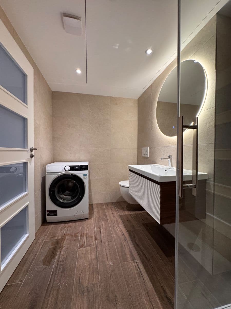 Pronájem bytu 1+kk 50 m², Na Bělidle, Praha, Praha Pronájem bytu 1+kk 50 m², Na Bělidle, Praha, Praha