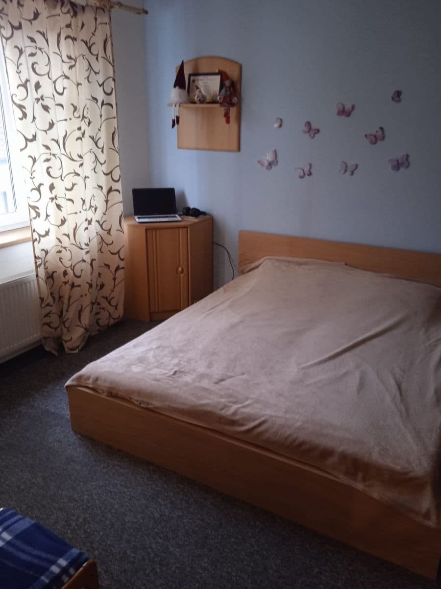 Prodej bytu 2+kk 45 m², Vašátkova, Čelákovice, Středočeský kraj Prodej bytu 2+kk 45 m², Vašátkova, Čelákovice, Středočeský kraj