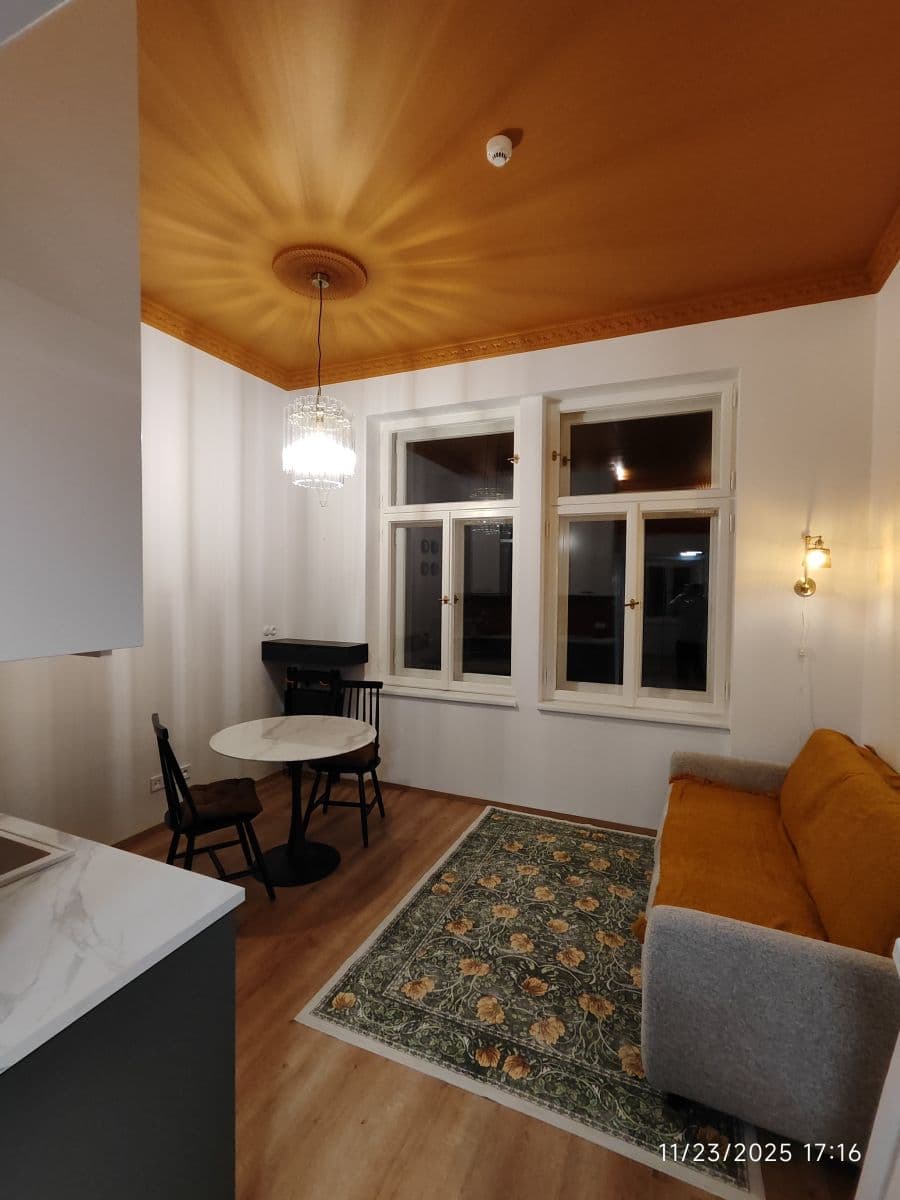 Pronájem bytu 23 m², Sokolská, Praha, Praha Pronájem bytu 23 m², Sokolská, Praha, Praha