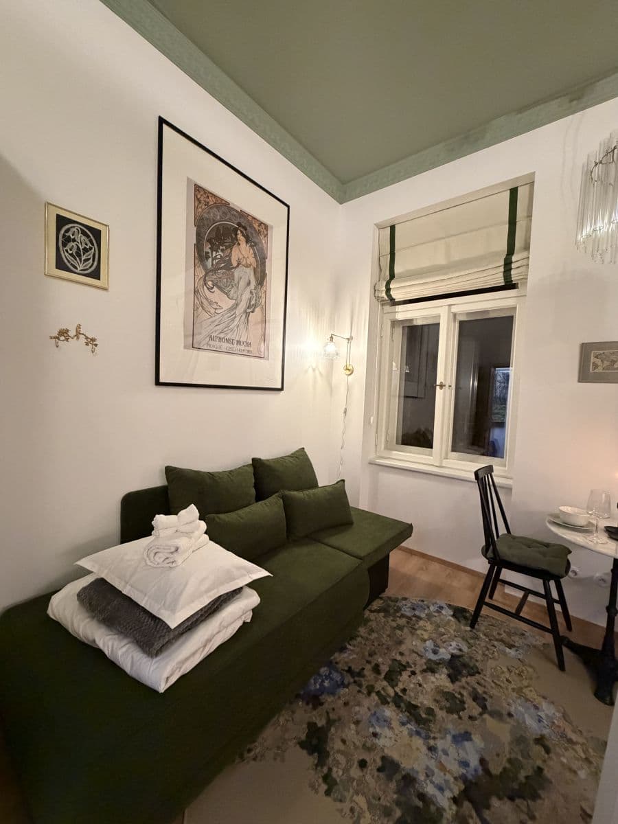 Pronájem bytu 24 m², Sokolská, Praha, Praha Pronájem bytu 24 m², Sokolská, Praha, Praha