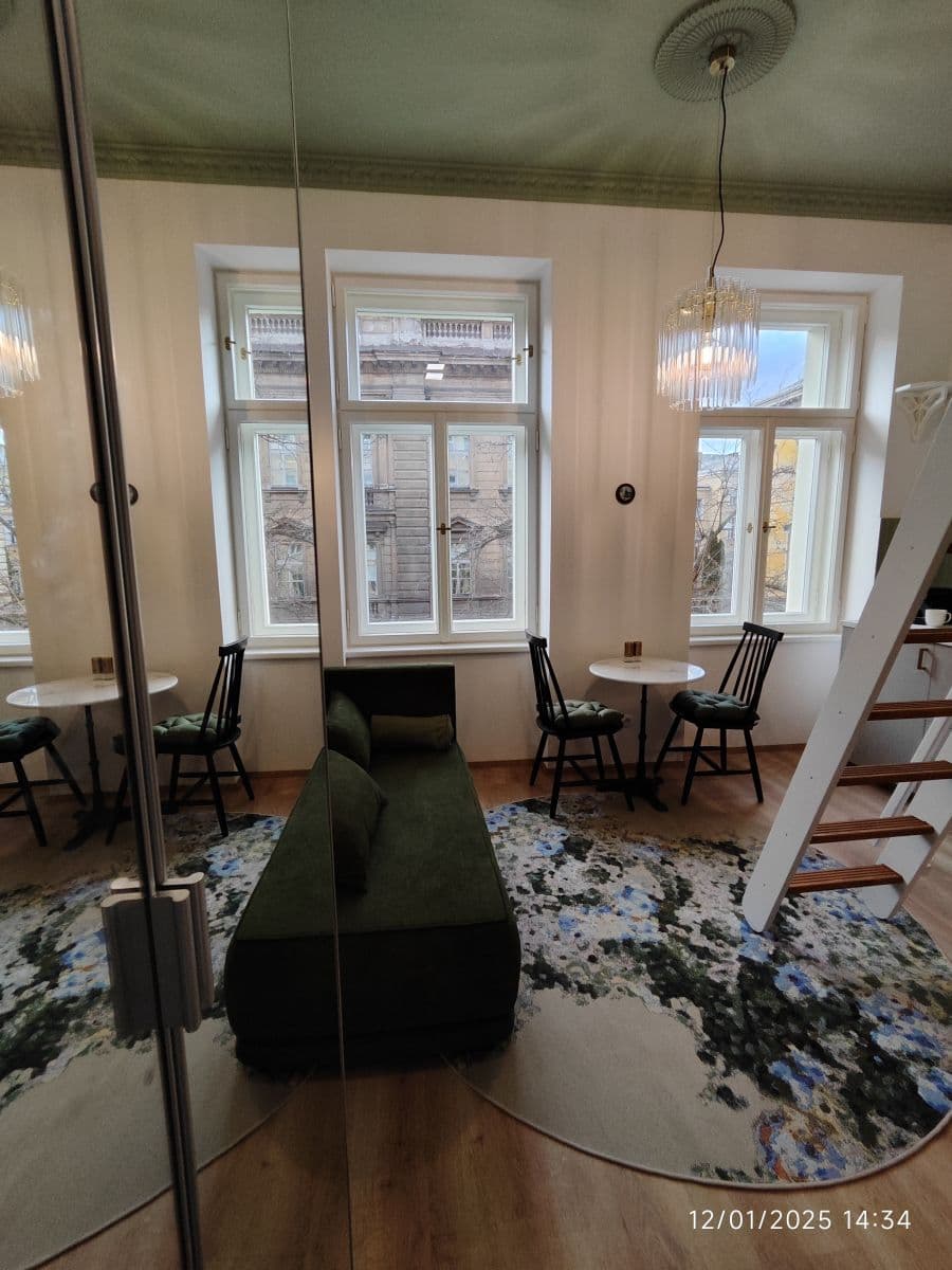 Pronájem bytu 24 m², Sokolská, Praha, Praha Pronájem bytu 24 m², Sokolská, Praha, Praha