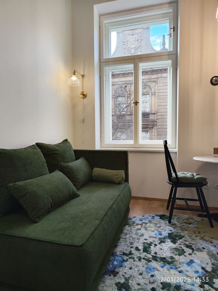 Pronájem bytu 24 m², Sokolská, Praha, Praha Pronájem bytu 24 m², Sokolská, Praha, Praha