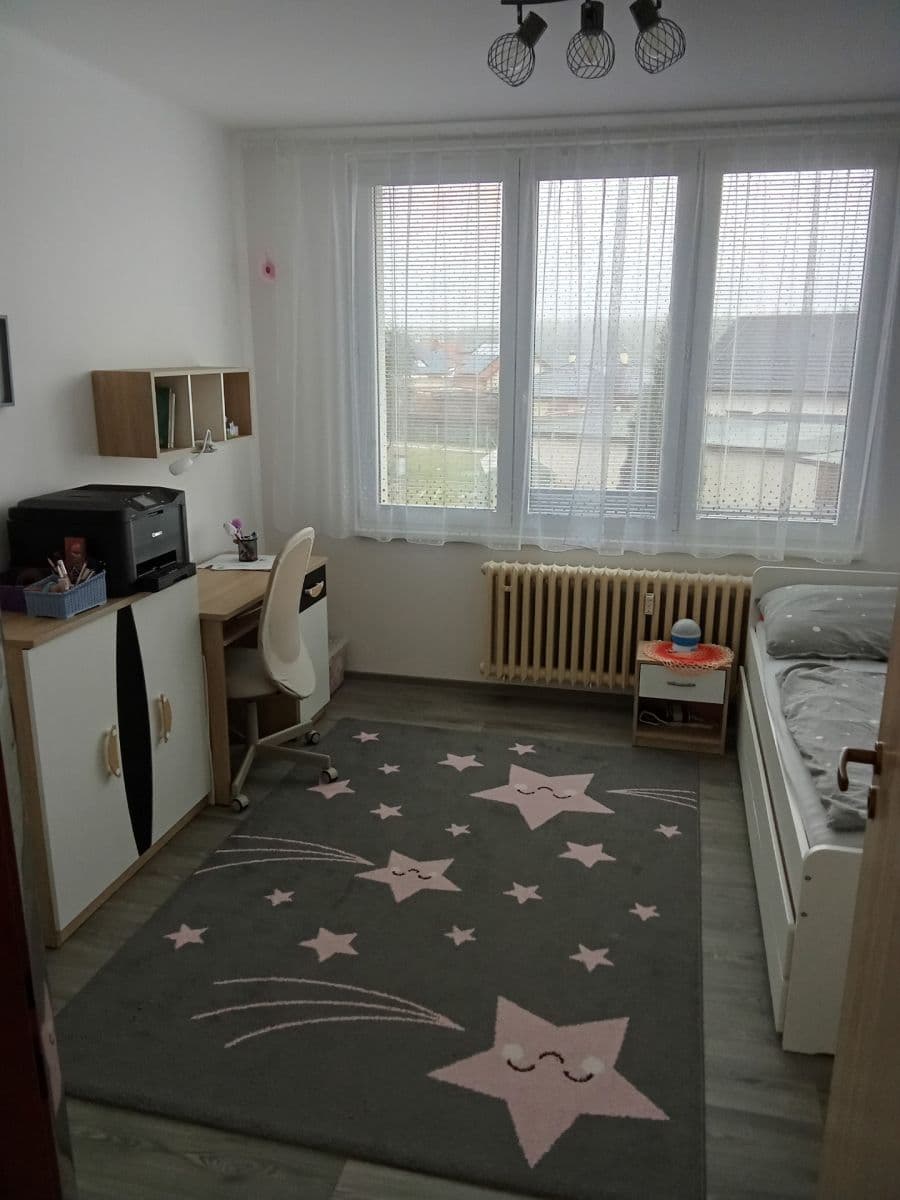 Prodej bytu 3+1 72 m², Svépomoc, Sezimovo Ústí, Jihočeský kraj Prodej bytu 3+1 72 m², Svépomoc, Sezimovo Ústí, Jihočeský kraj