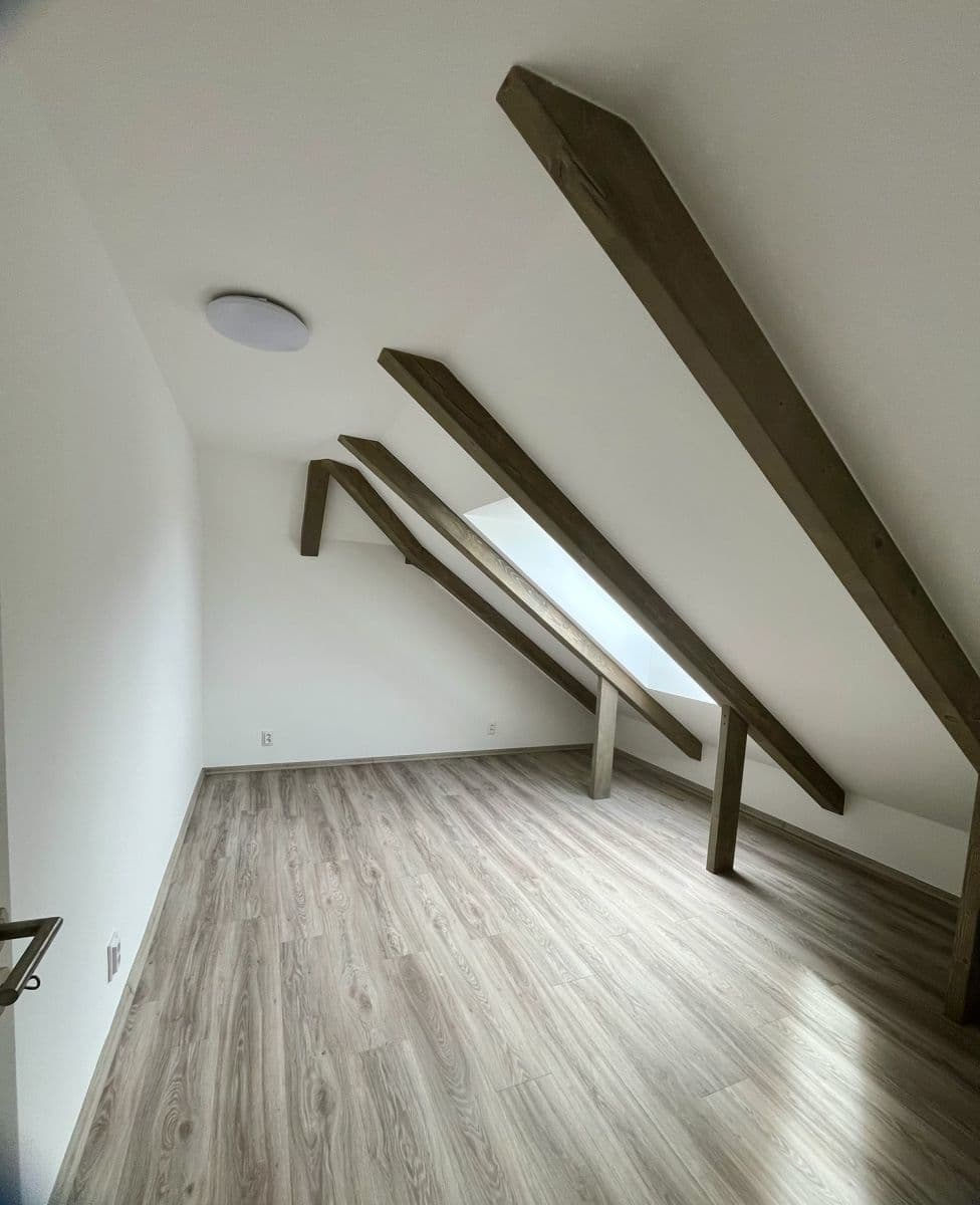 Pronájem bytu 3+kk 77 m², Žižkova, Nový Knín, Středočeský kraj Pronájem bytu 3+kk 77 m², Žižkova, Nový Knín, Středočeský kraj