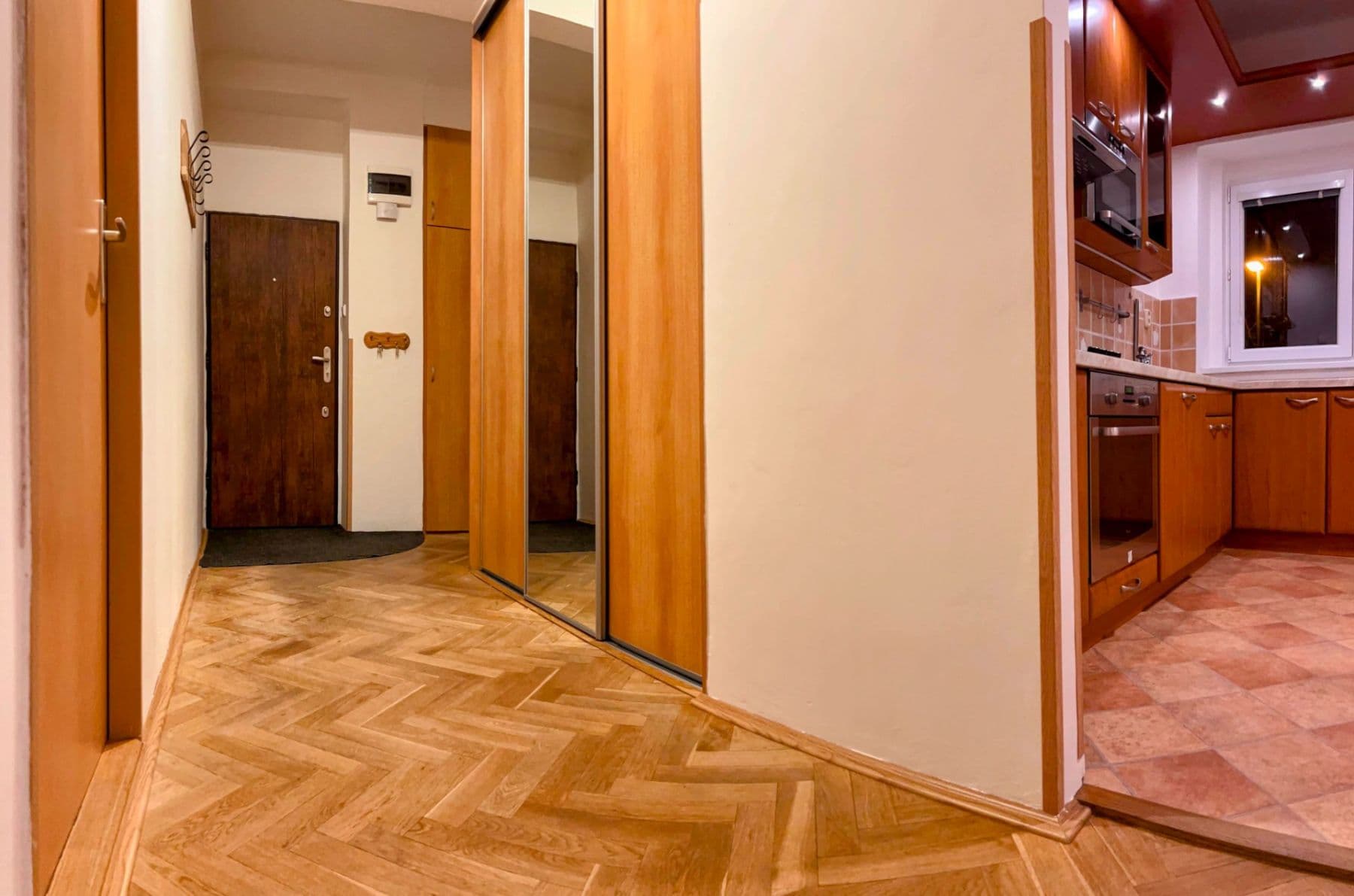 Pronájem bytu 3+1 63 m², Vršní, Praha, Praha Pronájem bytu 3+1 63 m², Vršní, Praha, Praha