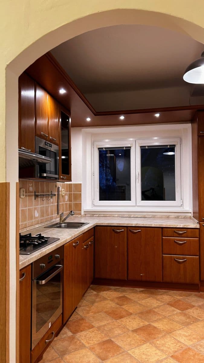 Pronájem bytu 3+1 63 m², Vršní, Praha, Praha Pronájem bytu 3+1 63 m², Vršní, Praha, Praha