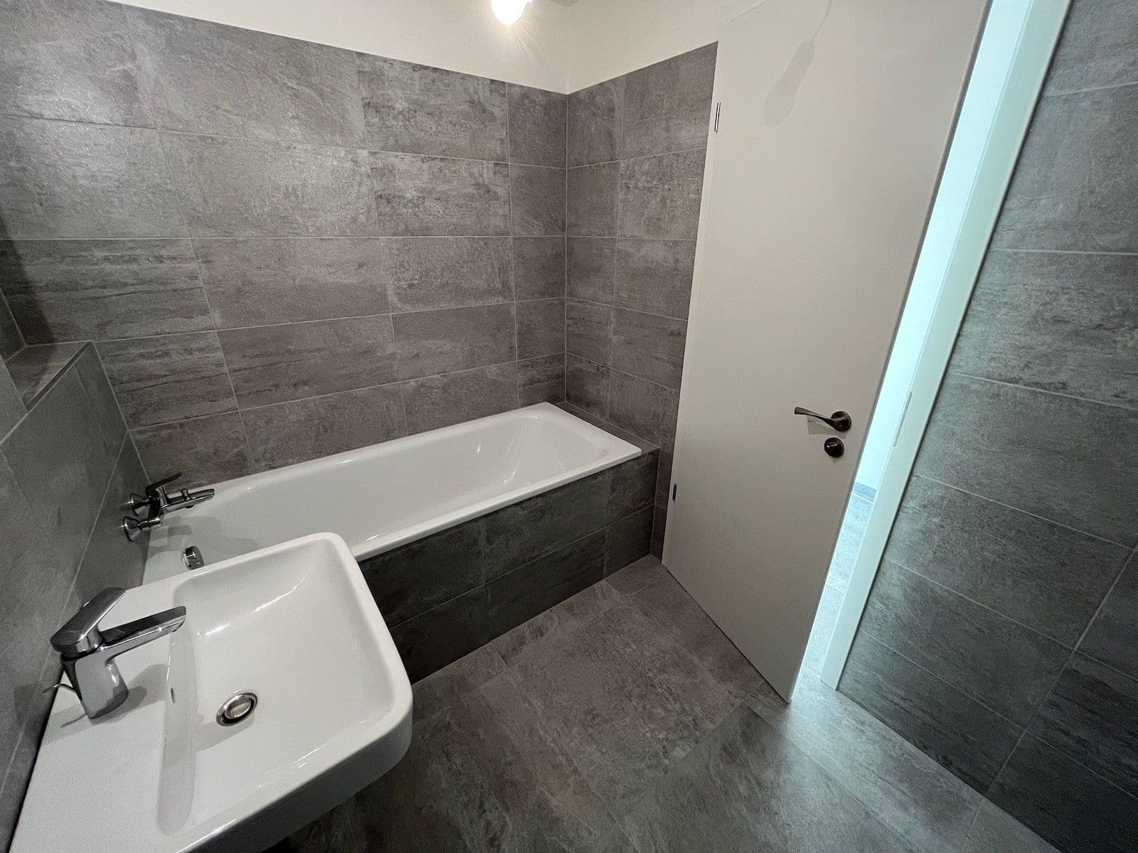 Pronájem bytu 2+kk 54 m², Mezi Vodami, Praha, Praha Pronájem bytu 2+kk 54 m², Mezi Vodami, Praha, Praha