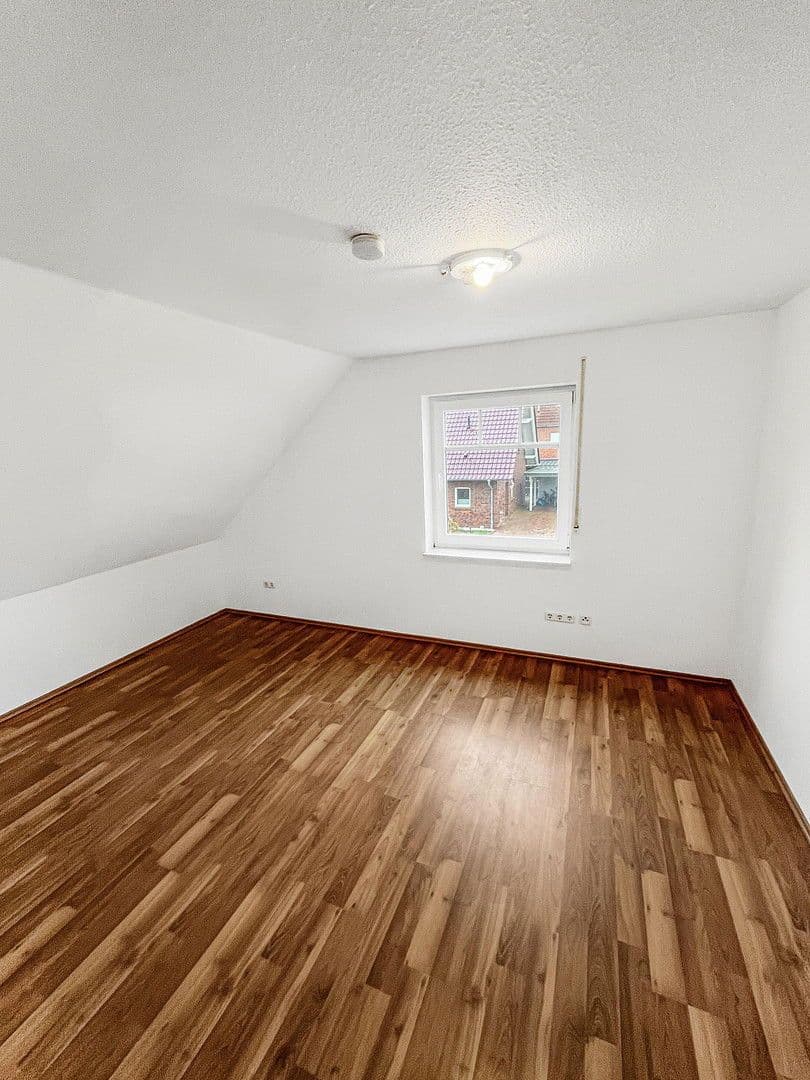 Pronájem domu 103 m², pozemek 350 m², Aurich, Dolní Sasko Pronájem domu 103 m², pozemek 350 m², Aurich, Dolní Sasko