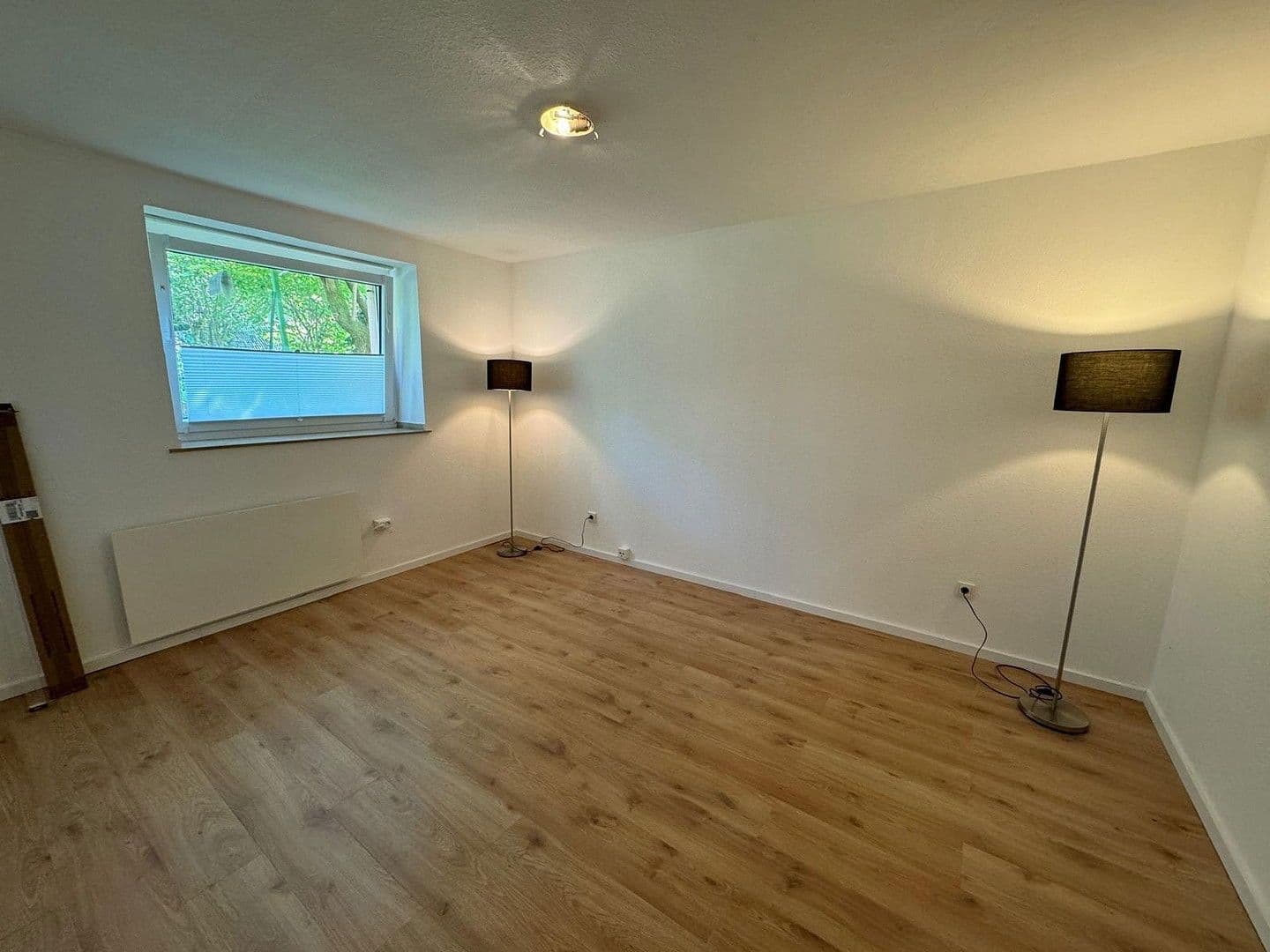 Pronájem bytu 1+kk 35 m², Arnulfstraße, Köln, Severní Porýní-Vestfálsko Pronájem bytu 1+kk 35 m², Arnulfstraße, Köln, Severní Porýní-Vestfálsko