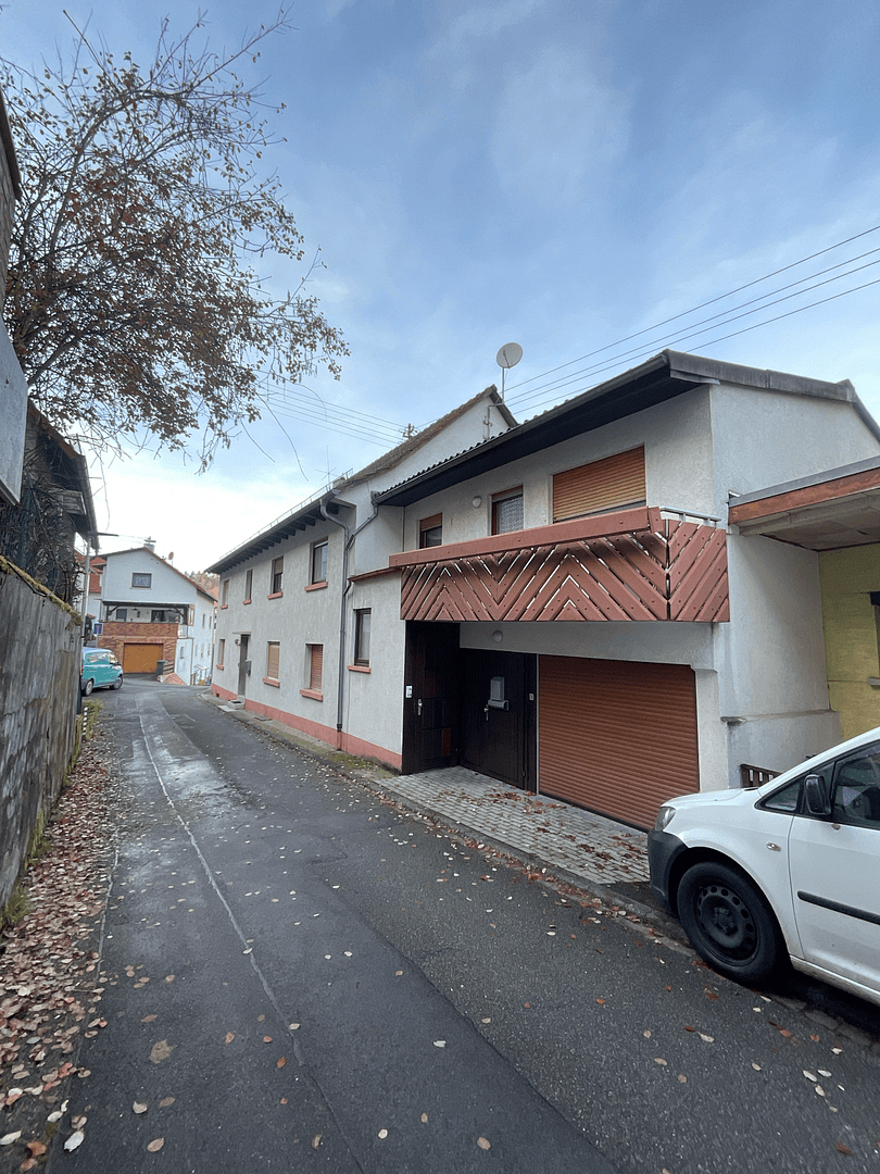 Prodej domu 170 m², pozemek 161 m², Schriesheim, Bádensko-Württembersko Prodej domu 170 m², pozemek 161 m², Schriesheim, Bádensko-Württembersko