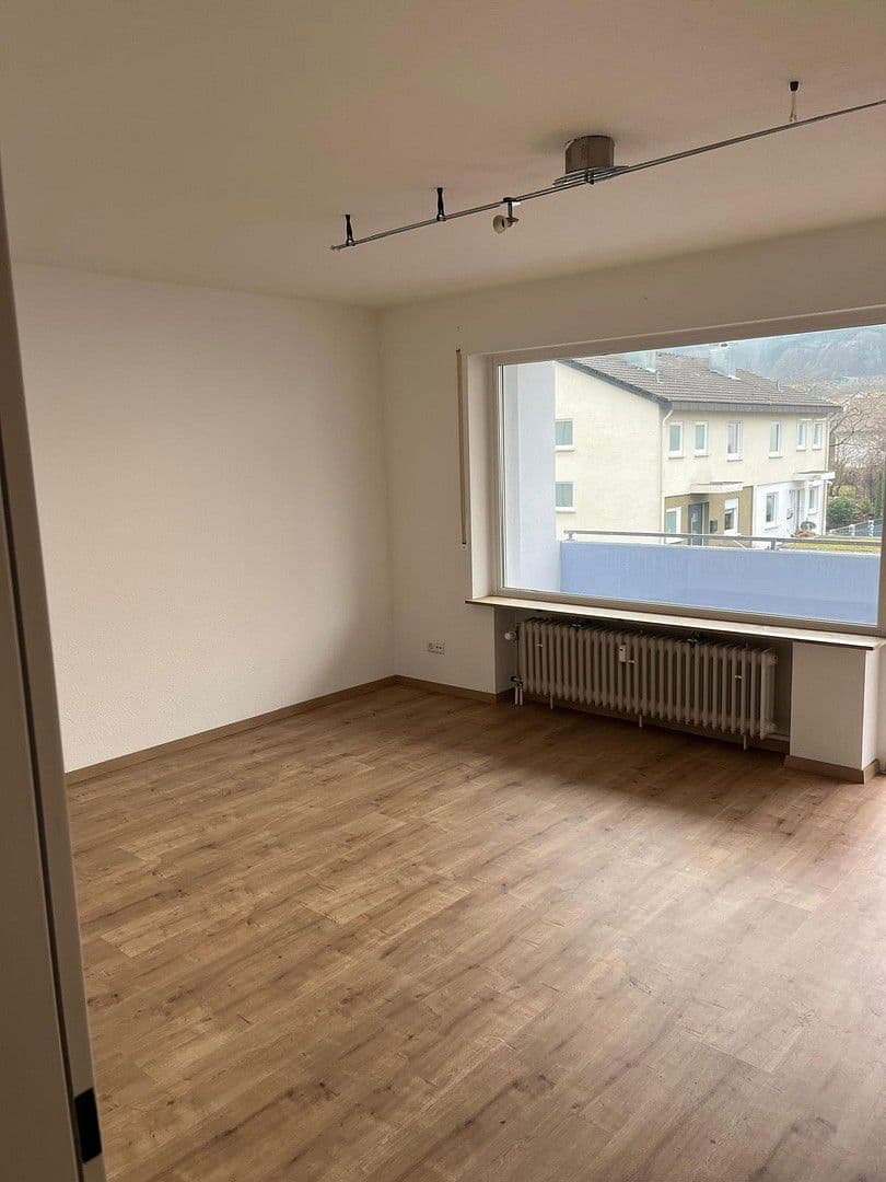 Pronájem bytu 4+1 92 m², Wurmlingen, Bádensko-Württembersko Pronájem bytu 4+1 92 m², Wurmlingen, Bádensko-Württembersko