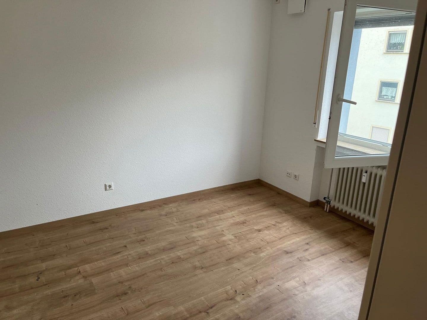 Pronájem bytu 4+1 92 m², Wurmlingen, Bádensko-Württembersko Pronájem bytu 4+1 92 m², Wurmlingen, Bádensko-Württembersko