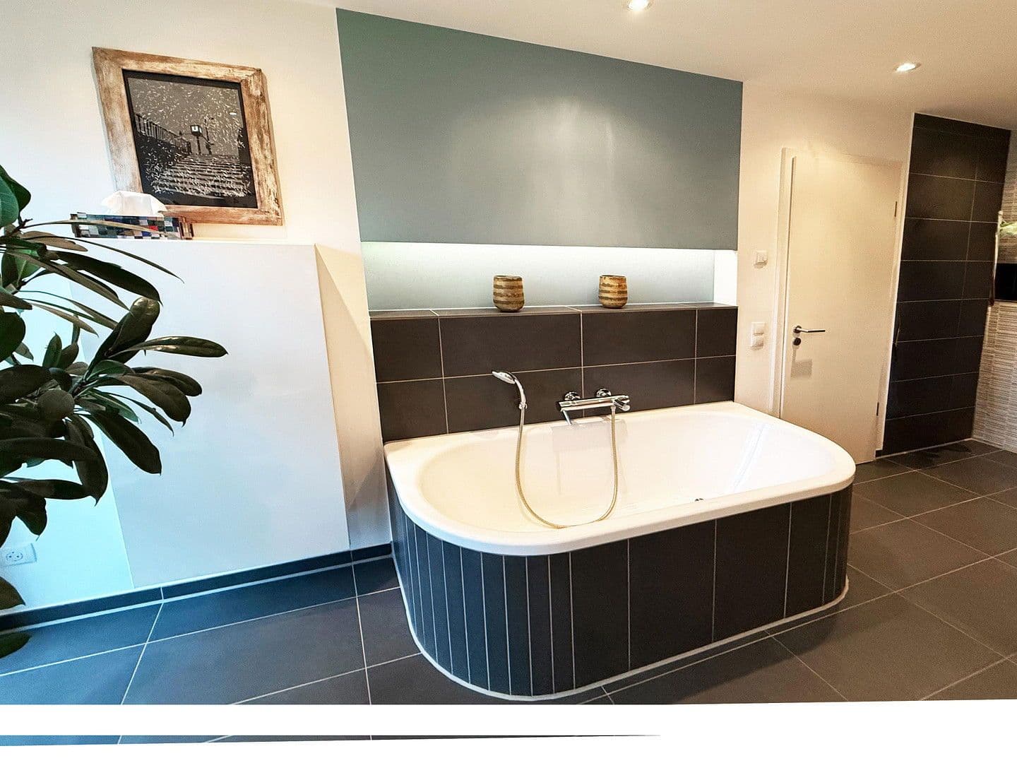 Prodej bytu 3+1 118 m², Stadtbahnstraße 138, Hamburg Poppenbüttel, Hamburg Prodej bytu 3+1 118 m², Stadtbahnstraße 138, Hamburg Poppenbüttel, Hamburg