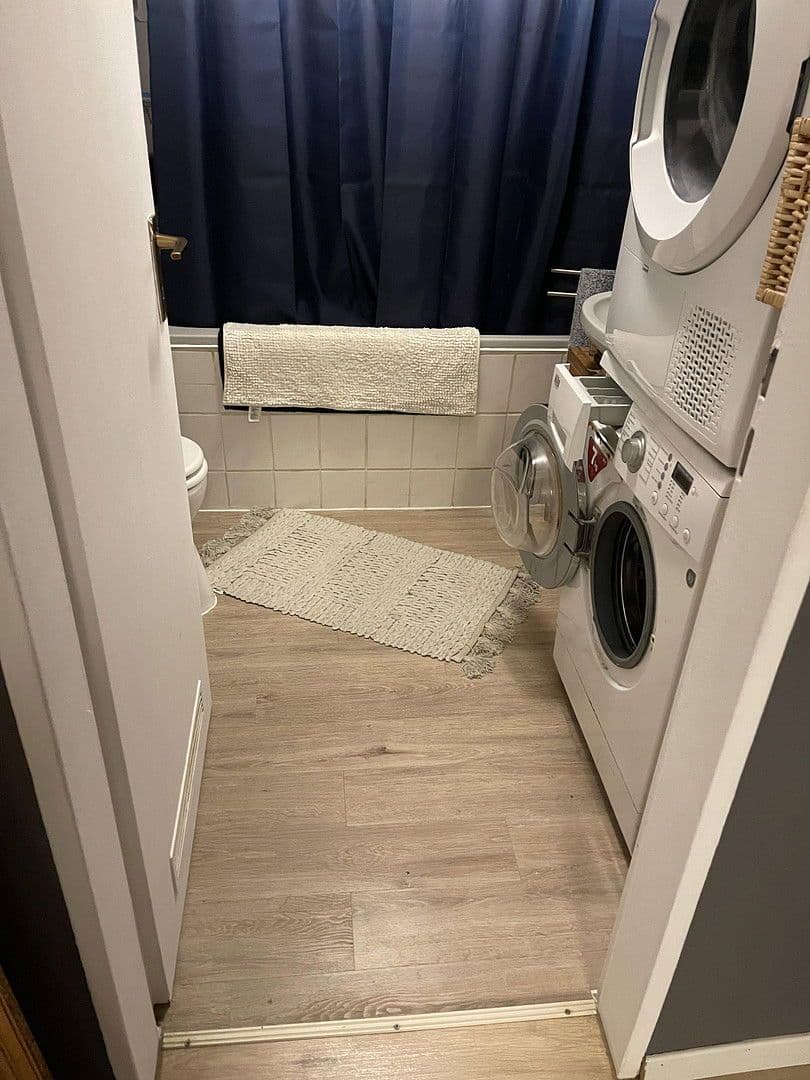 Prodej bytu 4+1 94 m², Frank-Wedekind-Straße 00, Wiesbaden, Hessen Prodej bytu 4+1 94 m², Frank-Wedekind-Straße 00, Wiesbaden, Hessen