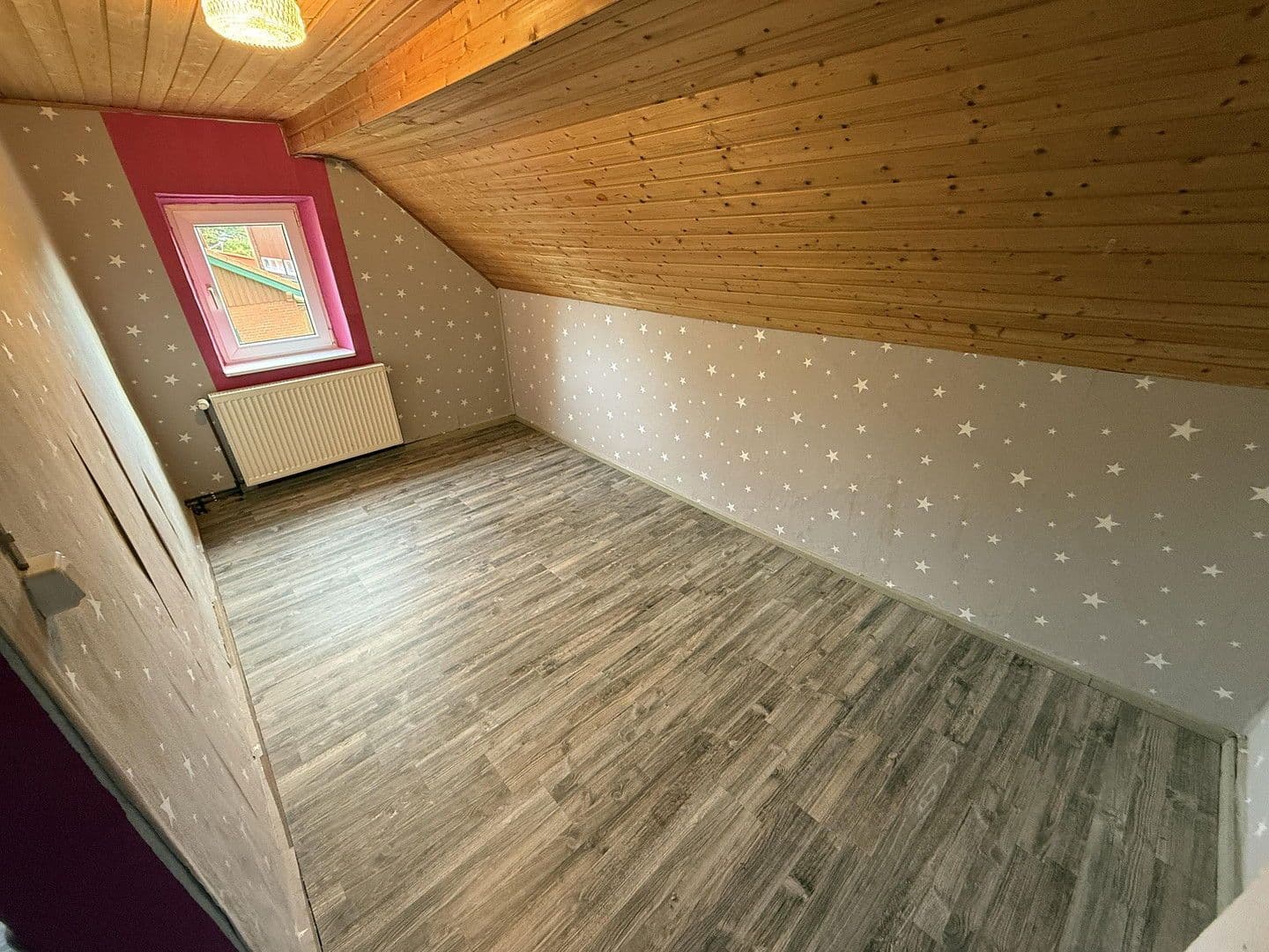 Prodej domu 105 m², pozemek 1.531 m², Malchin, Mecklenburg-Vorpommern Prodej domu 105 m², pozemek 1.531 m², Malchin, Mecklenburg-Vorpommern