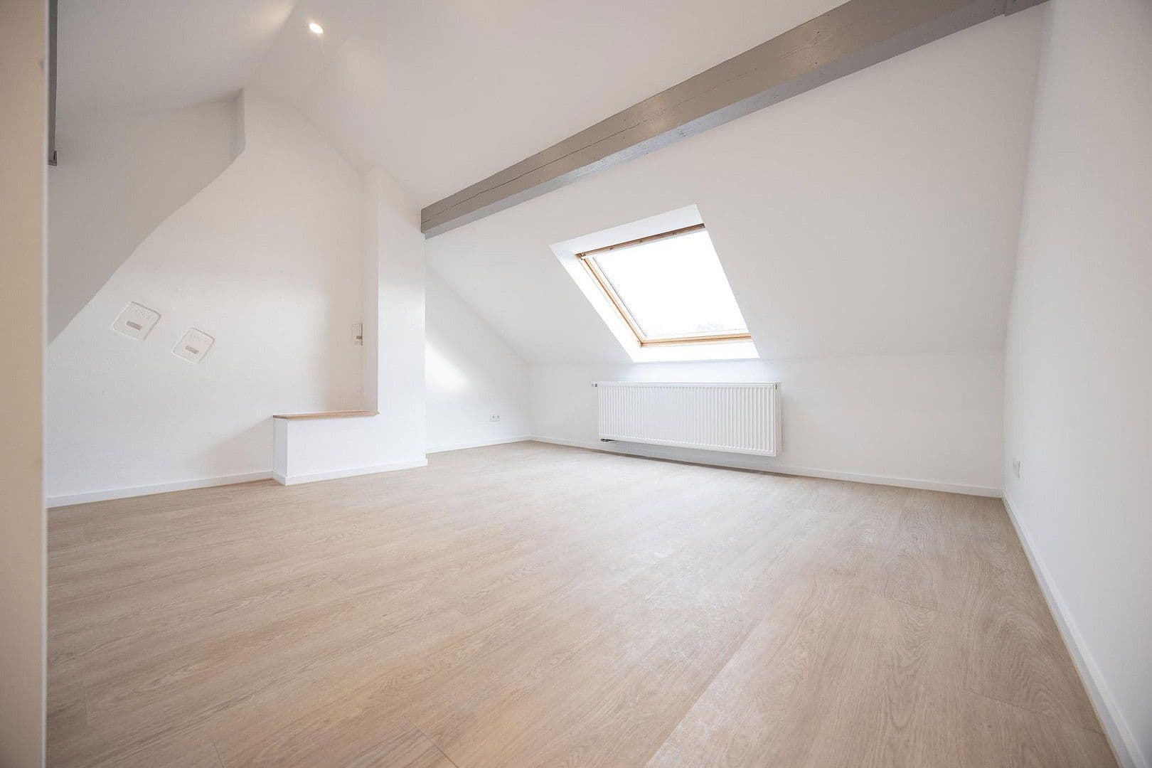 Prodej domu 95 m², pozemek 185 m², Hohe Wiese 71, Braunschweig, Dolní Sasko Prodej domu 95 m², pozemek 185 m², Hohe Wiese 71, Braunschweig, Dolní Sasko