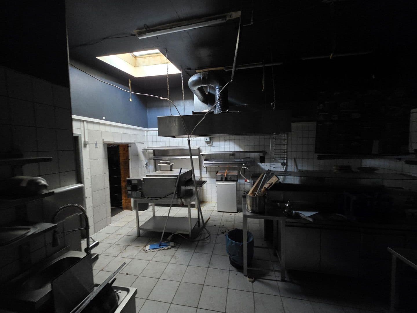 Pronájem nebytového prostoru 100 m², Auguststr. 13, Bonn, Severní Porýní-Vestfálsko Pronájem nebytového prostoru 100 m², Auguststr. 13, Bonn, Severní Porýní-Vestfálsko