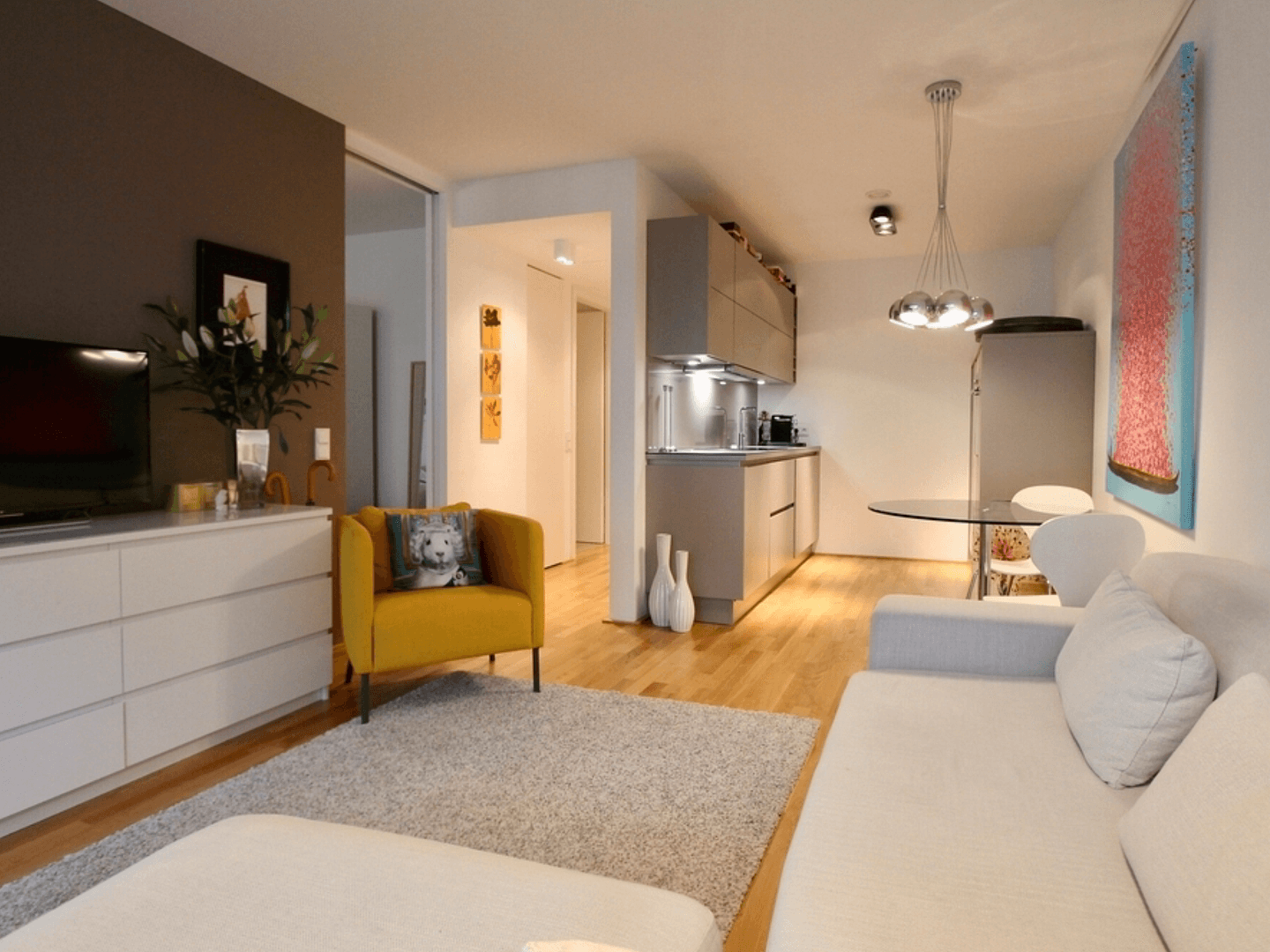 Prodej bytu 2+1 57 m², Richard-Strauß-Allee 25, Frankfurt, Hessen Prodej bytu 2+1 57 m², Richard-Strauß-Allee 25, Frankfurt, Hessen