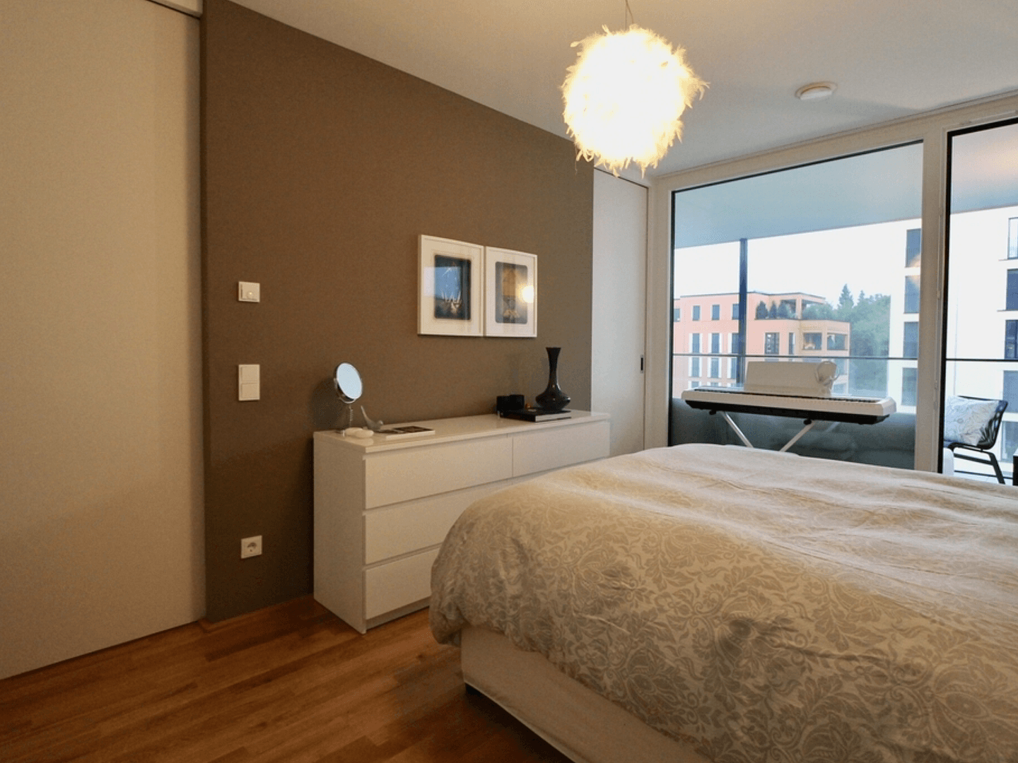 Prodej bytu 2+1 57 m², Richard-Strauß-Allee 25, Frankfurt, Hessen Prodej bytu 2+1 57 m², Richard-Strauß-Allee 25, Frankfurt, Hessen