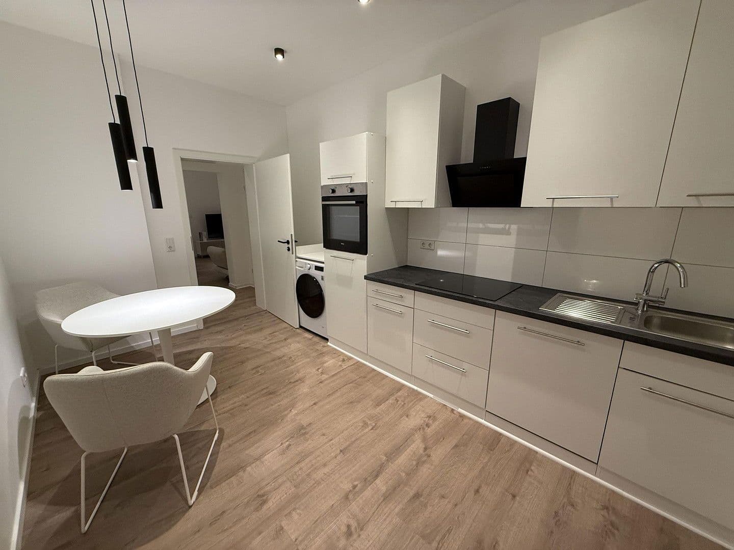 Pronájem bytu 3+1 75 m², Cecilienstraße 32, Troisdorf, Severní Porýní-Vestfálsko Pronájem bytu 3+1 75 m², Cecilienstraße 32, Troisdorf, Severní Porýní-Vestfálsko