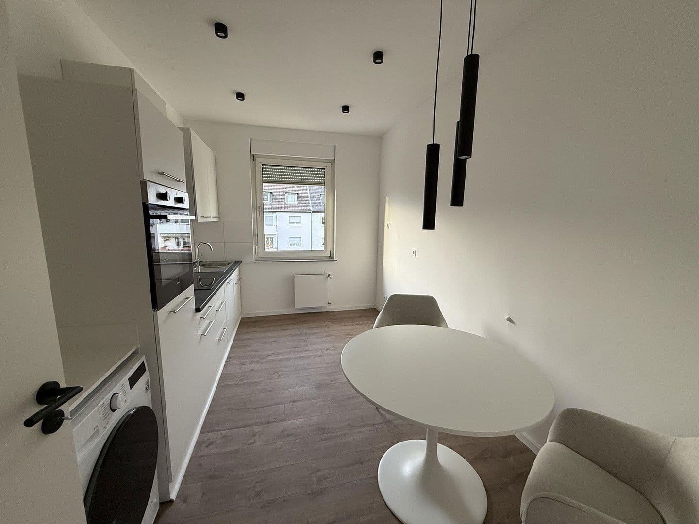 Pronájem bytu 3+1 75 m², Cecilienstraße 32, Troisdorf, Severní Porýní-Vestfálsko Pronájem bytu 3+1 75 m², Cecilienstraße 32, Troisdorf, Severní Porýní-Vestfálsko