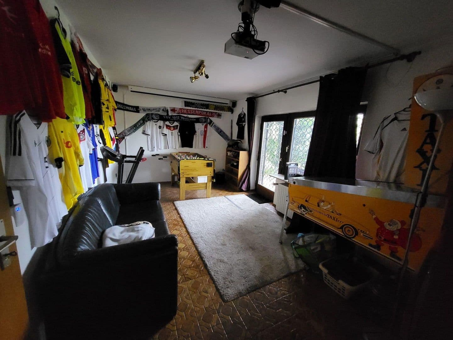 Prodej domu 147 m², pozemek 1.088 m², Fuldabrück, Hessen Prodej domu 147 m², pozemek 1.088 m², Fuldabrück, Hessen