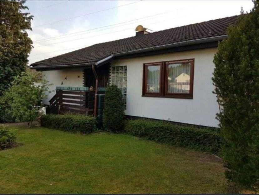 Prodej domu 147 m², pozemek 1.088 m², Fuldabrück, Hessen Prodej domu 147 m², pozemek 1.088 m², Fuldabrück, Hessen