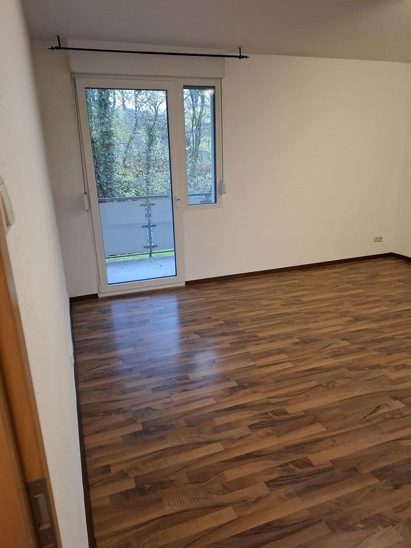 Pronájem bytu 2+1 56 m², Duisburg, Severní Porýní-Vestfálsko Pronájem bytu 2+1 56 m², Duisburg, Severní Porýní-Vestfálsko