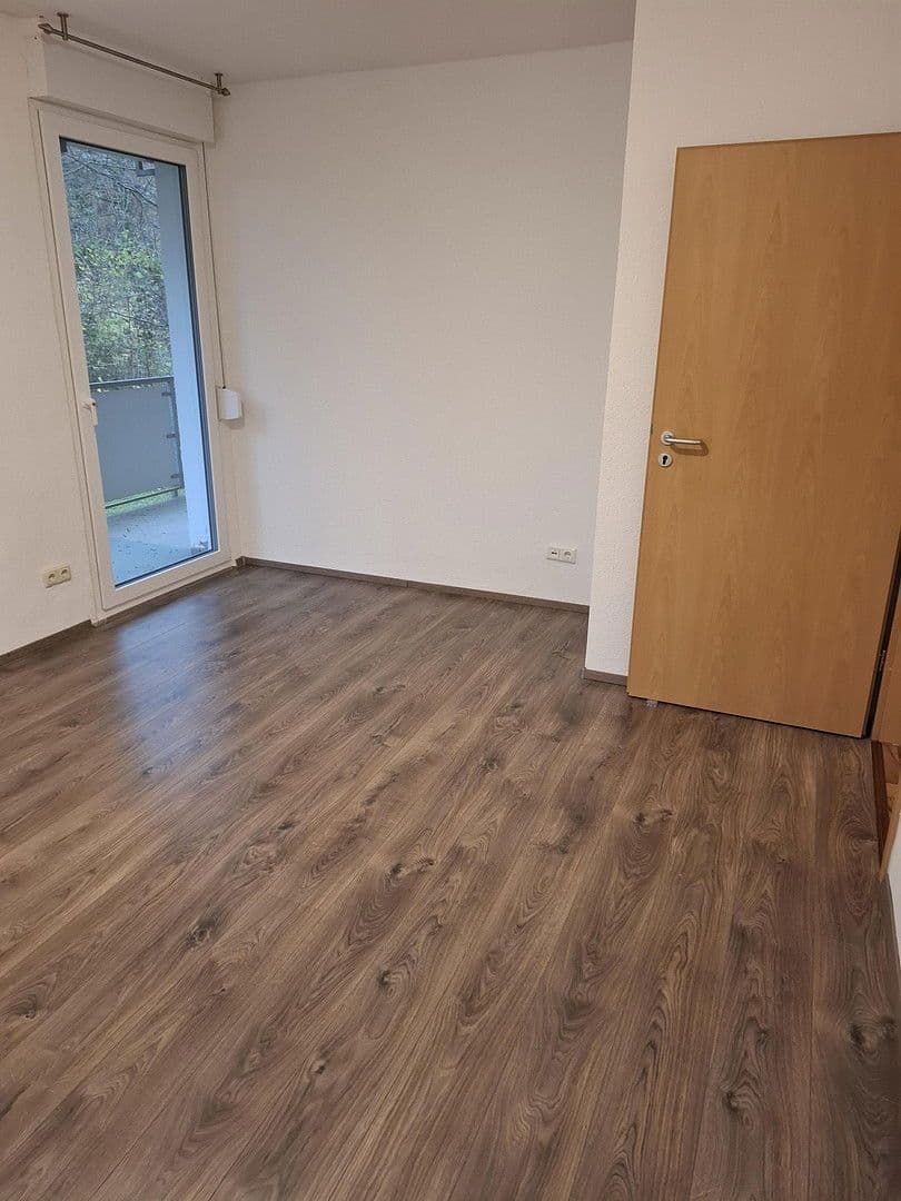 Pronájem bytu 2+1 56 m², Duisburg, Severní Porýní-Vestfálsko Pronájem bytu 2+1 56 m², Duisburg, Severní Porýní-Vestfálsko