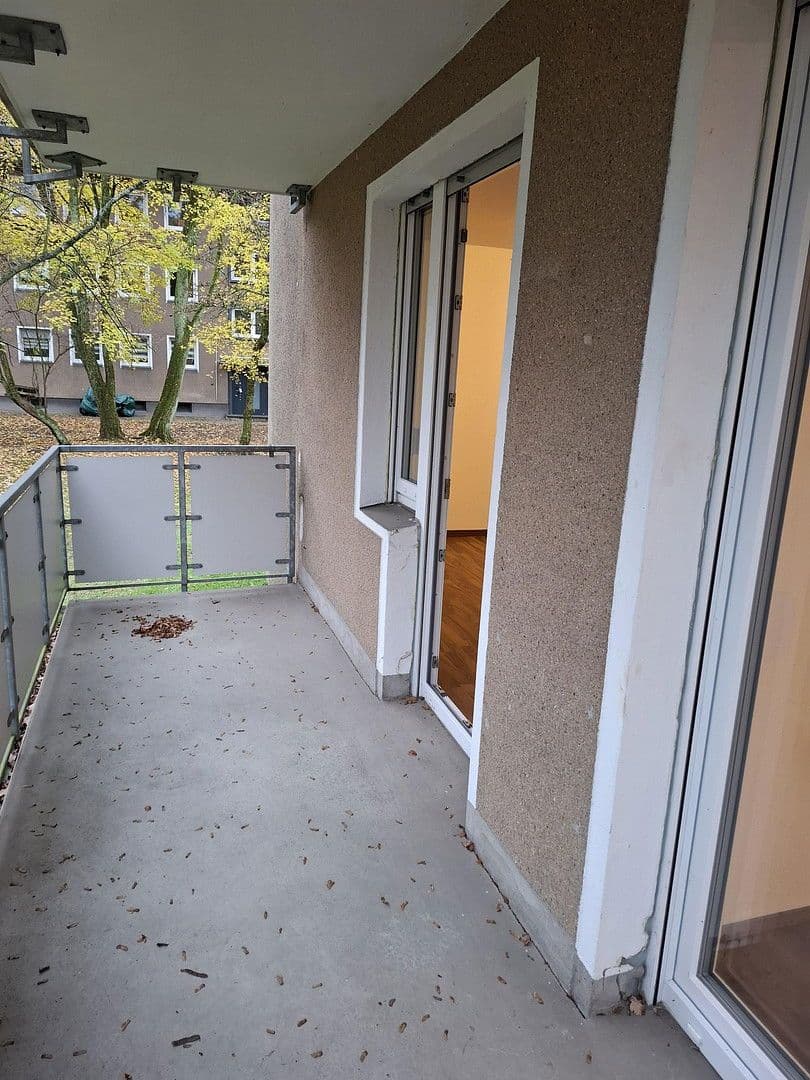 Pronájem bytu 2+1 56 m², Duisburg, Severní Porýní-Vestfálsko Pronájem bytu 2+1 56 m², Duisburg, Severní Porýní-Vestfálsko