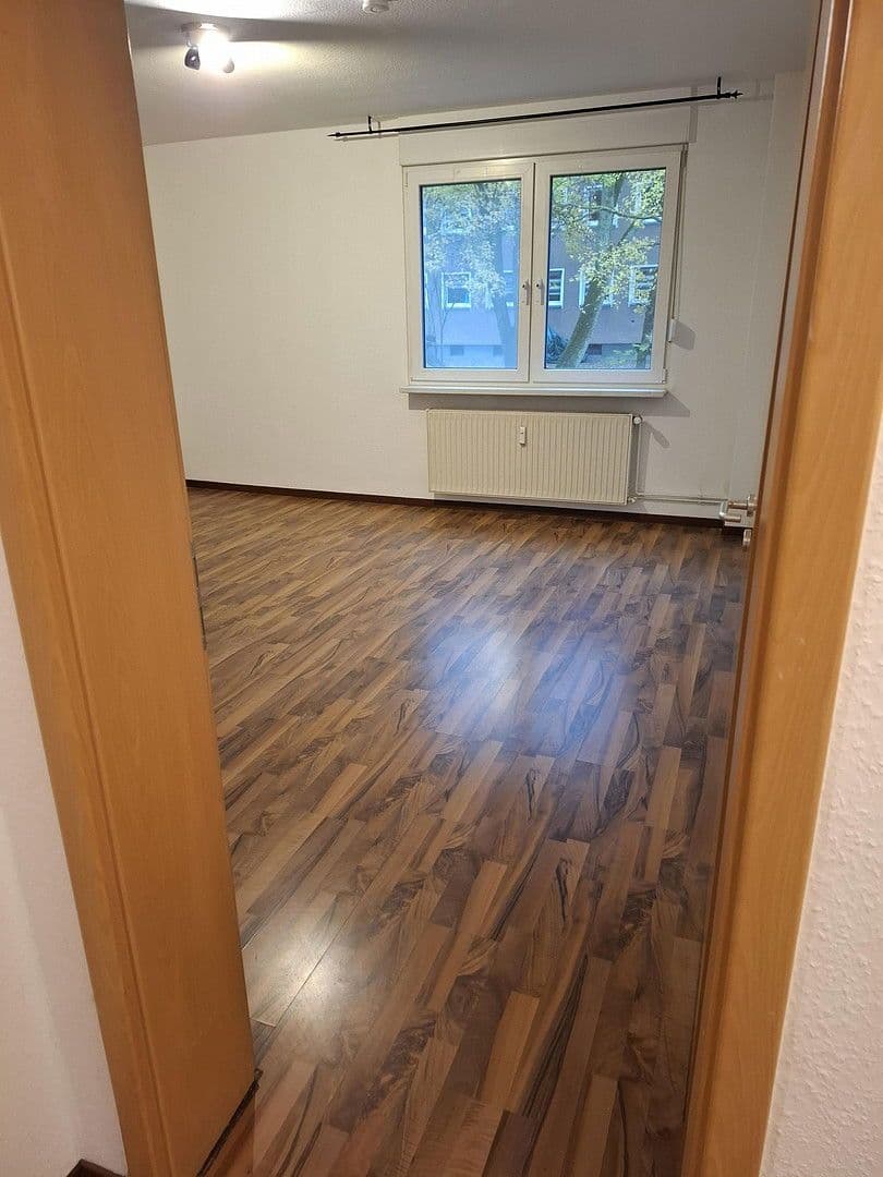Pronájem bytu 2+1 56 m², Duisburg, Severní Porýní-Vestfálsko Pronájem bytu 2+1 56 m², Duisburg, Severní Porýní-Vestfálsko