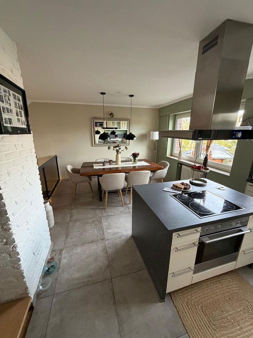 Prodej domu 130 m², pozemek 227 m², Mönchengladbach, Severní Porýní-Vestfálsko Prodej domu 130 m², pozemek 227 m², Mönchengladbach, Severní Porýní-Vestfálsko