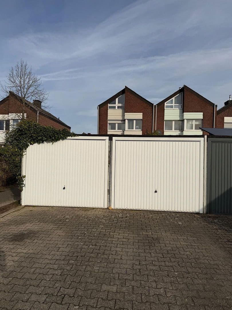 Prodej domu 130 m², pozemek 227 m², Mönchengladbach, Severní Porýní-Vestfálsko Prodej domu 130 m², pozemek 227 m², Mönchengladbach, Severní Porýní-Vestfálsko