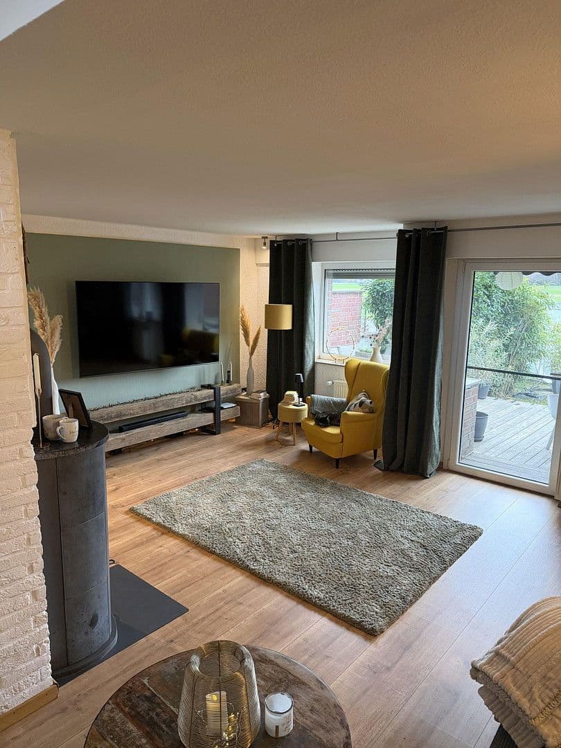 Prodej domu 130 m², pozemek 227 m², Mönchengladbach, Severní Porýní-Vestfálsko Prodej domu 130 m², pozemek 227 m², Mönchengladbach, Severní Porýní-Vestfálsko