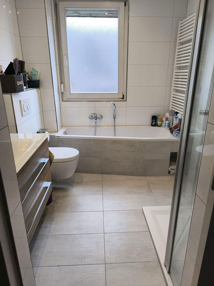 Prodej domu 135 m², pozemek 200 m², Bietigheim, Bádensko-Württembersko Prodej domu 135 m², pozemek 200 m², Bietigheim, Bádensko-Württembersko