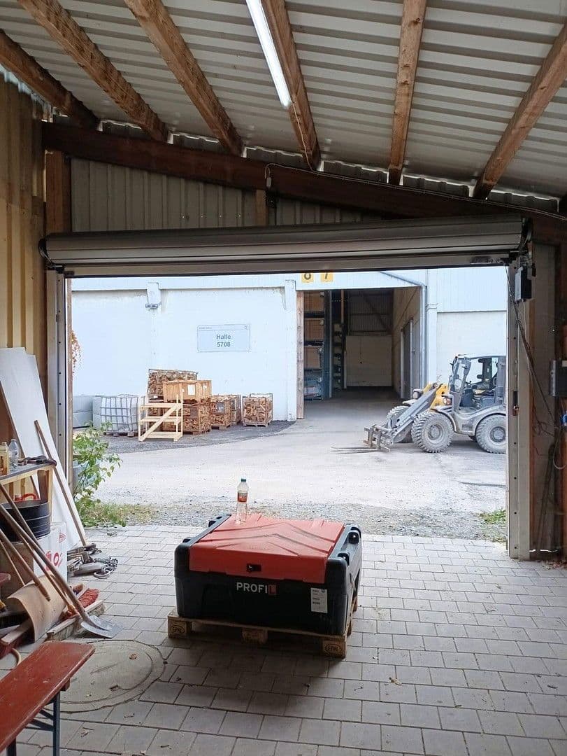 Pronájem nebytového prostoru 192 m², Im Gewerbepark 1, Hunderdorf, Bavorsko Pronájem nebytového prostoru 192 m², Im Gewerbepark 1, Hunderdorf, Bavorsko