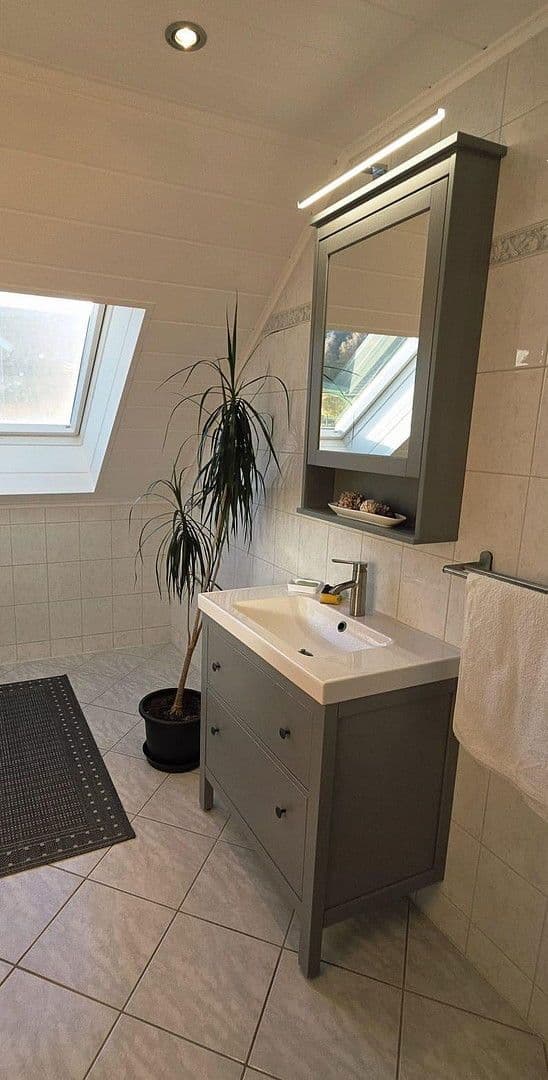 Prodej domu 250 m², pozemek 1.000 m², 6 Auf der Steine, Eschershausen, Dolní Sasko Prodej domu 250 m², pozemek 1.000 m², 6 Auf der Steine, Eschershausen, Dolní Sasko