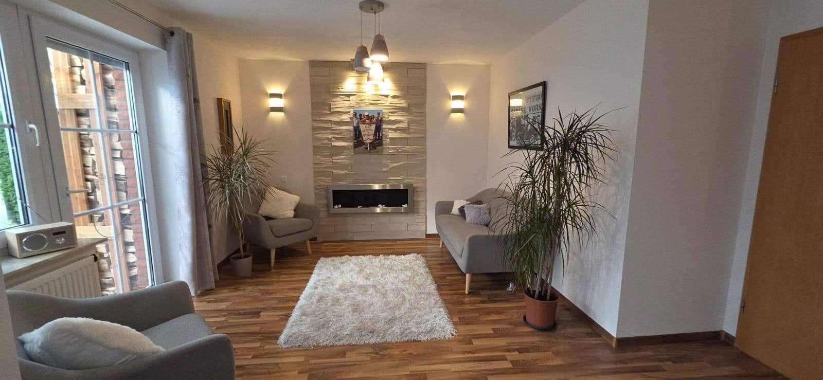 Prodej domu 250 m², pozemek 1.000 m², 6 Auf der Steine, Eschershausen, Dolní Sasko Prodej domu 250 m², pozemek 1.000 m², 6 Auf der Steine, Eschershausen, Dolní Sasko