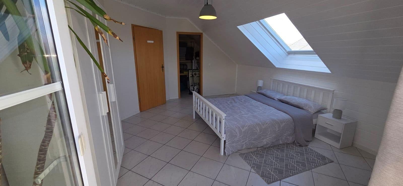 Prodej domu 250 m², pozemek 1.000 m², 6 Auf der Steine, Eschershausen, Dolní Sasko Prodej domu 250 m², pozemek 1.000 m², 6 Auf der Steine, Eschershausen, Dolní Sasko