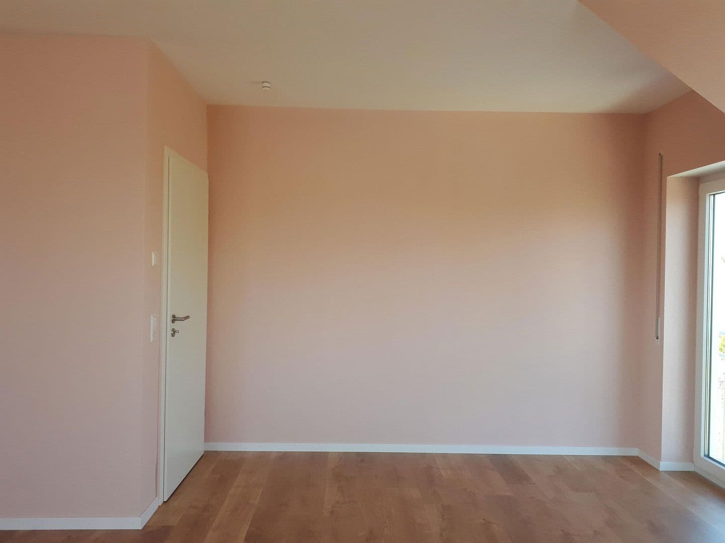 Pronájem domu 155 m², pozemek 332 m², Eutingen im Gäu, Bádensko-Württembersko Pronájem domu 155 m², pozemek 332 m², Eutingen im Gäu, Bádensko-Württembersko